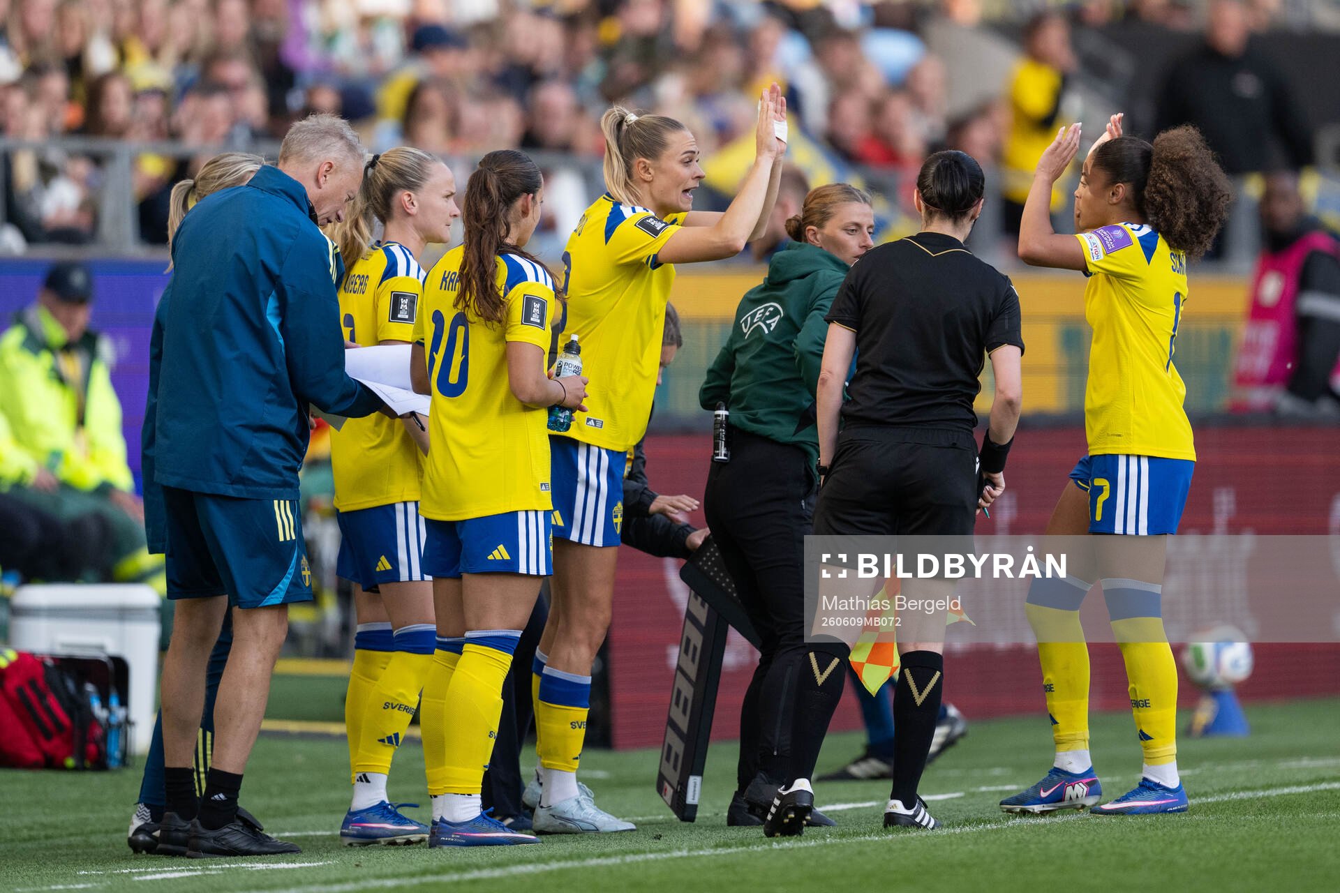 Fridolina Rolfö and Felicia Schröder of Sweden