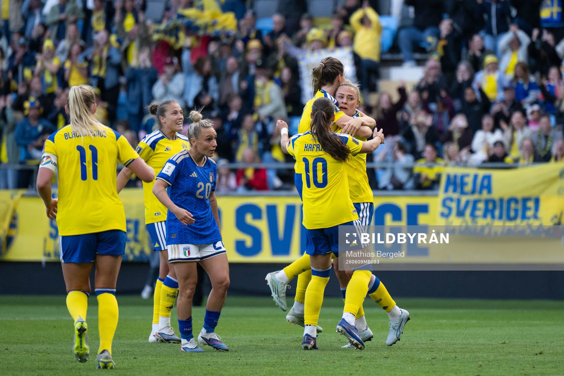 Fridolina Rolfö of Sweden celebrates with Bella Andersson