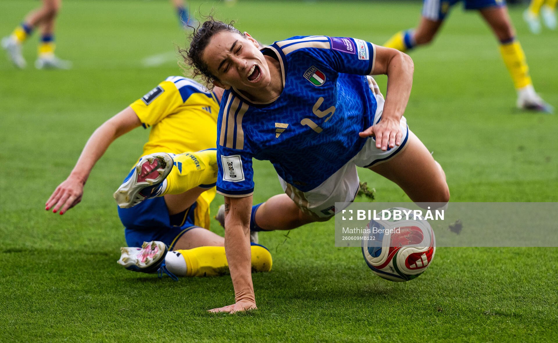 Matilda Vinberg of Sweden and Benedetta Glionna of Italy