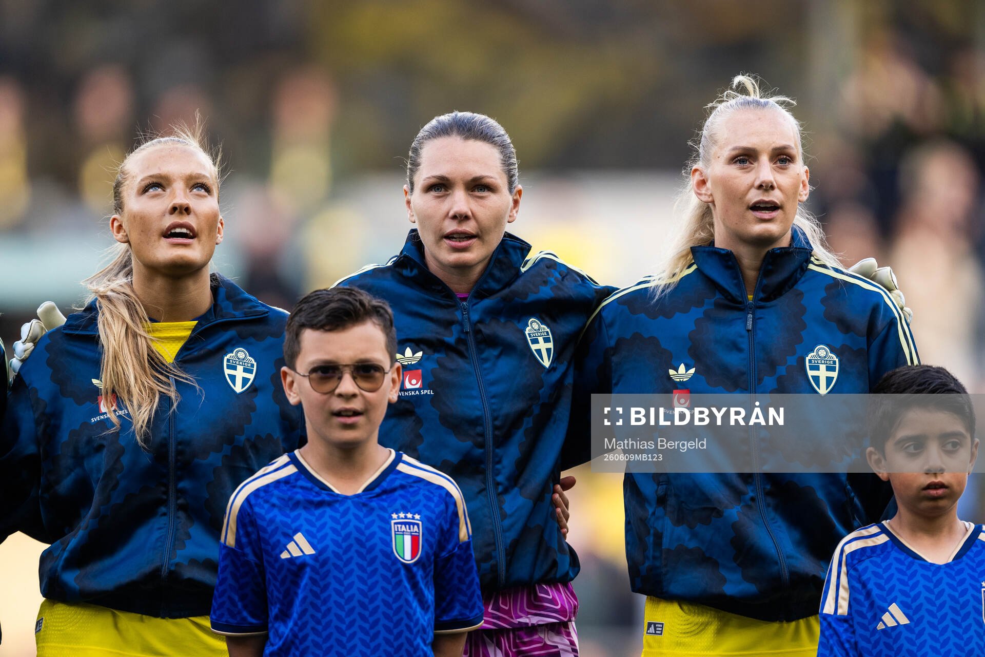 Smilla Holmberg, goalkeeper Jennifer Falk and Stina