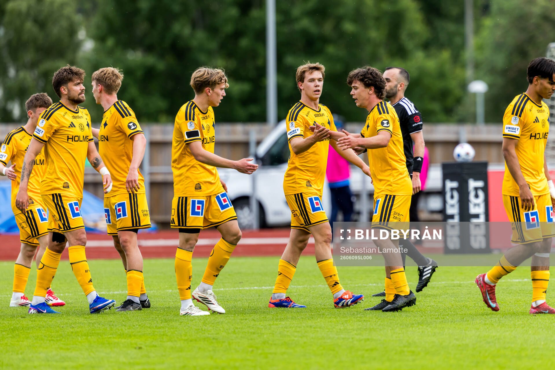 IFK Norrköpings Elias Jemal jublar