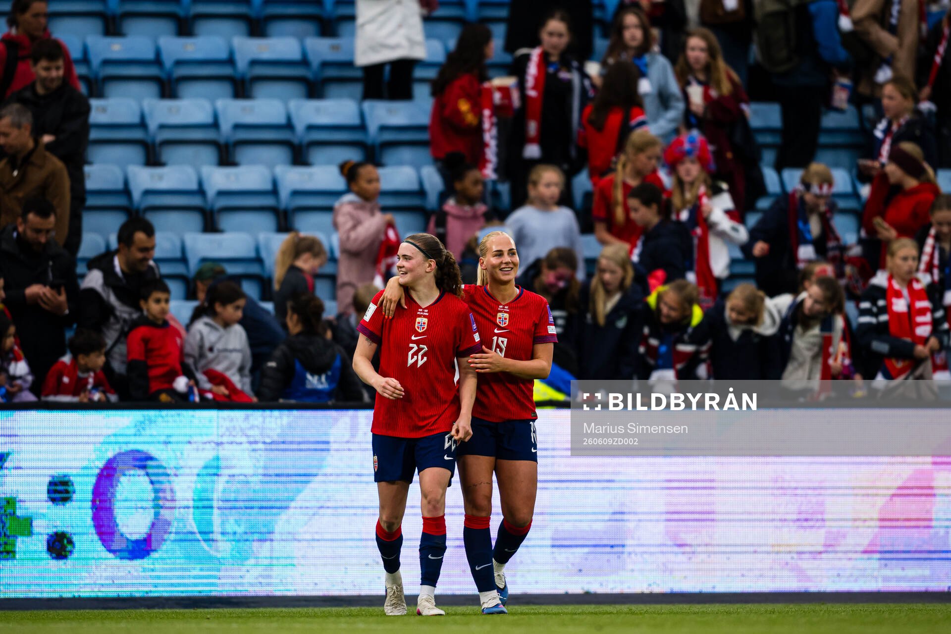 Signe Gaupset and Cathinka Tandberg of Norway