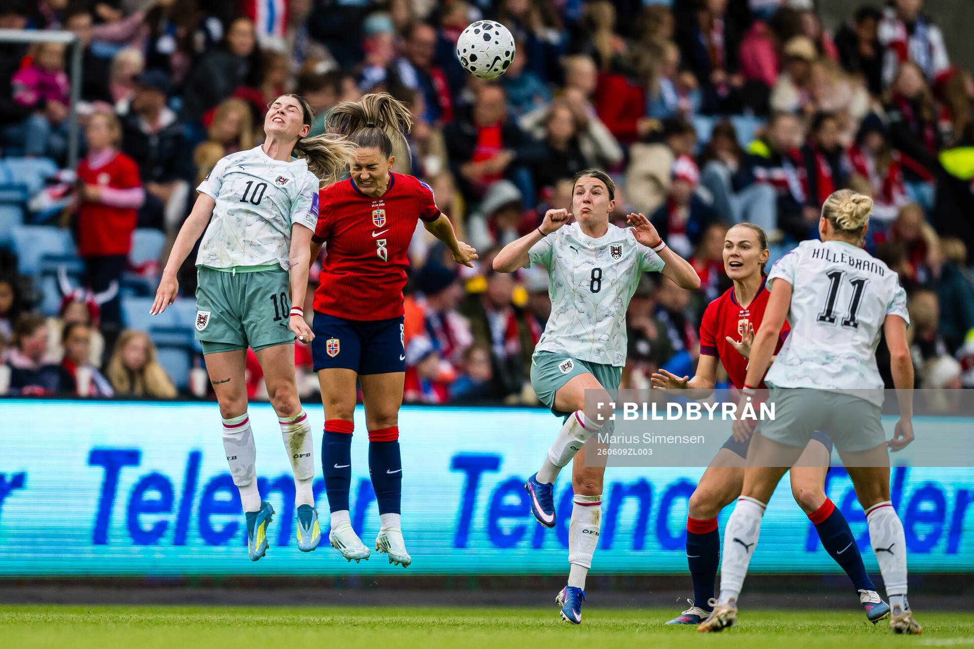 Eileen Campbell of Austria and Vilde Bøe Risa of Norway
