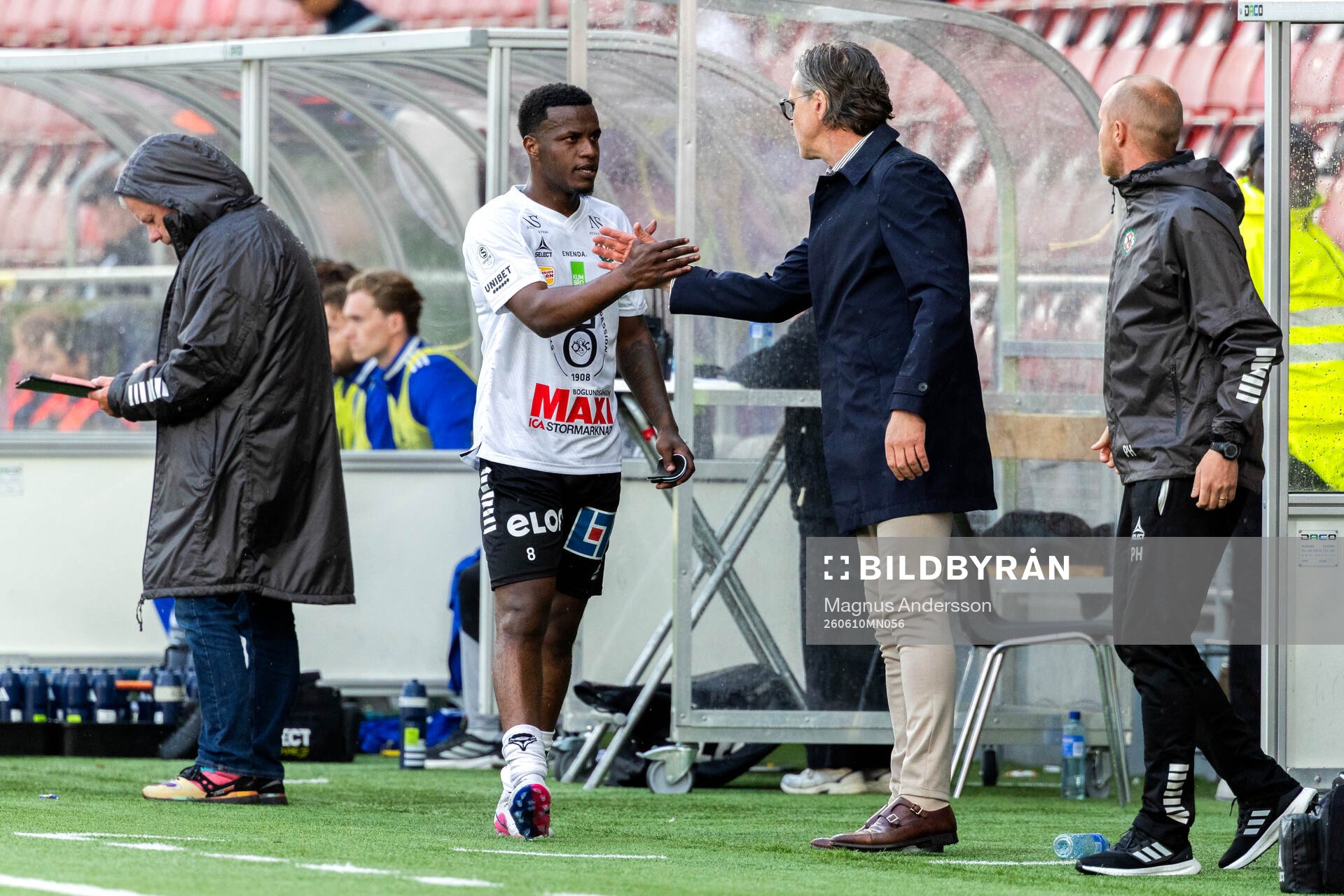 Örebros Manasse Kusu och tränare Rikard Norling