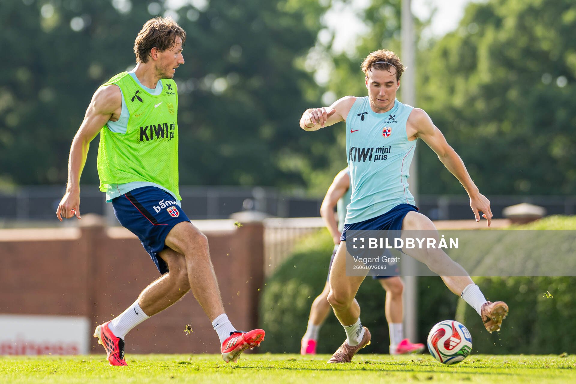 Sander Berge and Kristian Thorstvedt of the Norwegian
