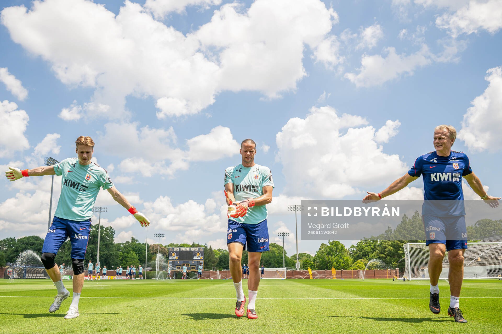 Goalkeeper Sander Tangvik, goalkeeper Ørjan Håskjold