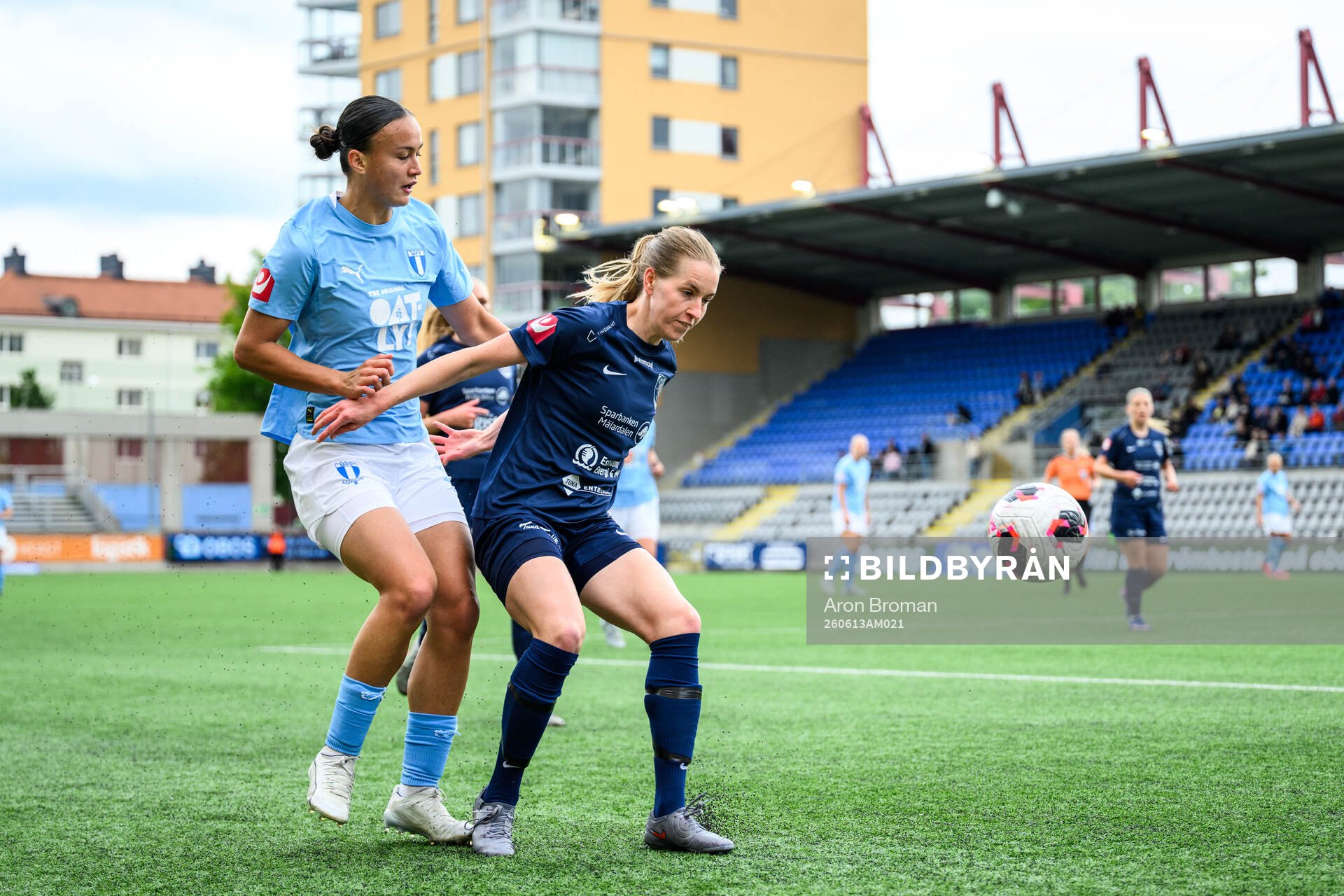 Malmö FFs Amy Joan Irene Sayer och Eskilstuna United DFFs