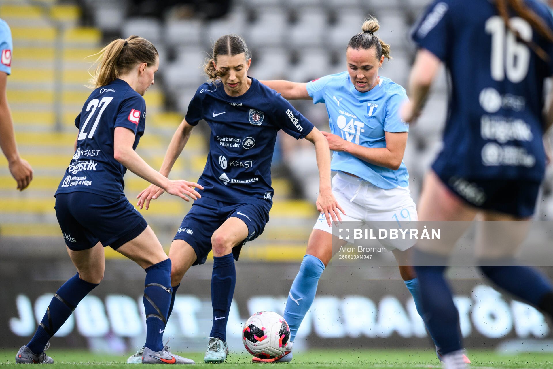 Eskilstuna United DFFs Wilma Öhman Malmö FFs Larkin