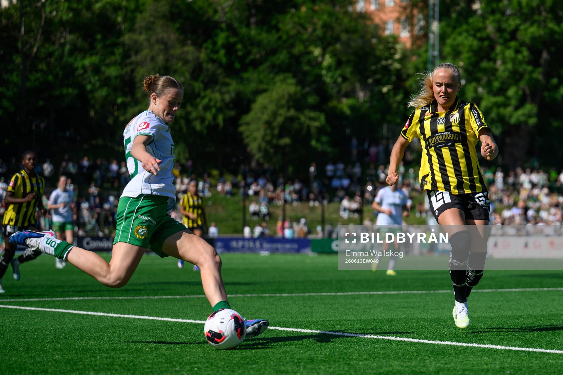 Hammarbys Sofia Reidy och Häckens Alva Selerud