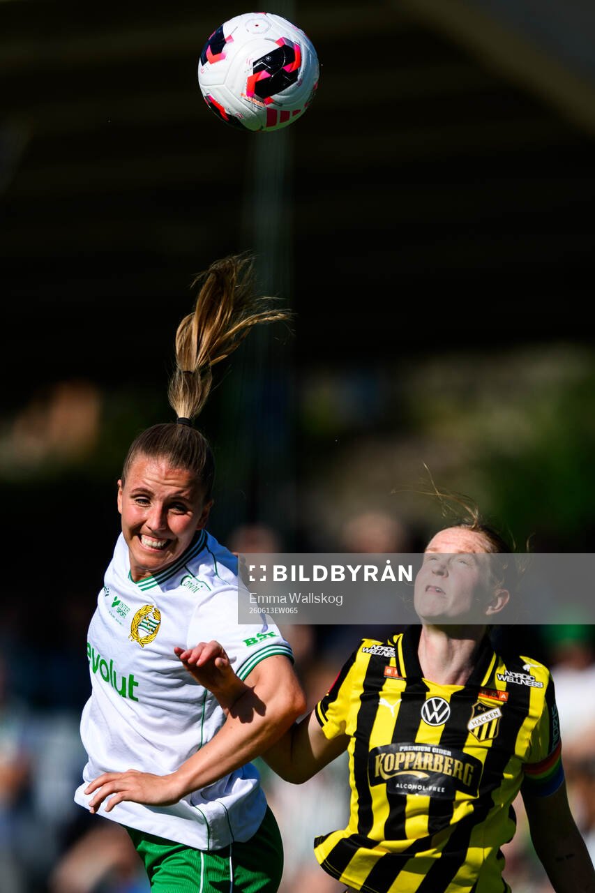 Hammarbys Gudrun Arnardottir och Häckens Emma Östlund