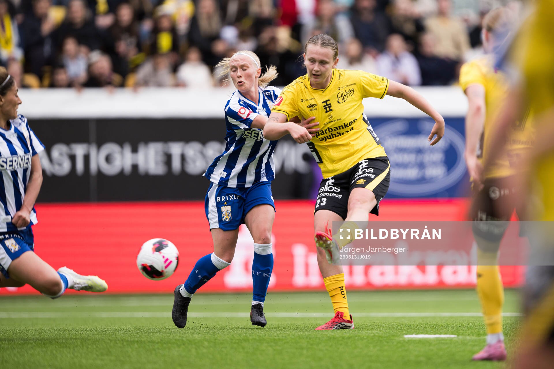 IFK Göteborgs Lovisa Brogren och Elfsborgs Ellen Nilsson