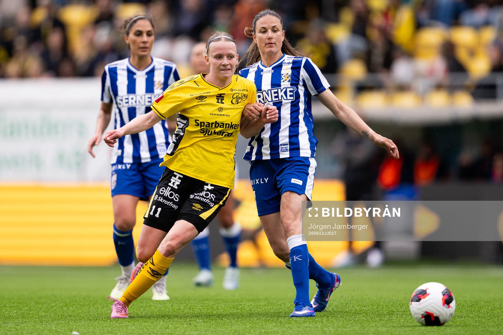Elfsborgs Leann Nyström och IFK Göteborgs Beata Kollmats