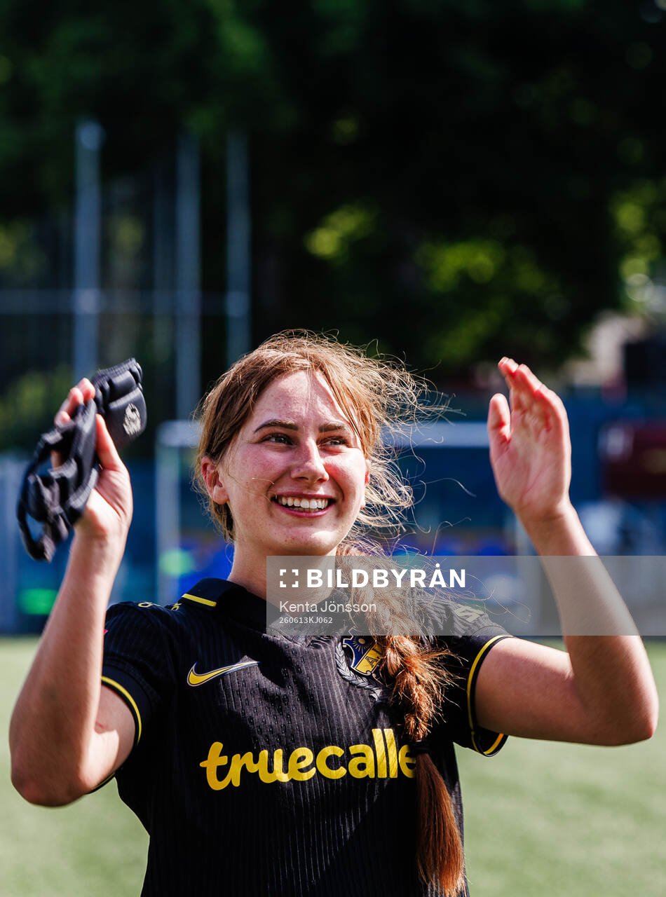 AIKs Olivia Garcia jublar