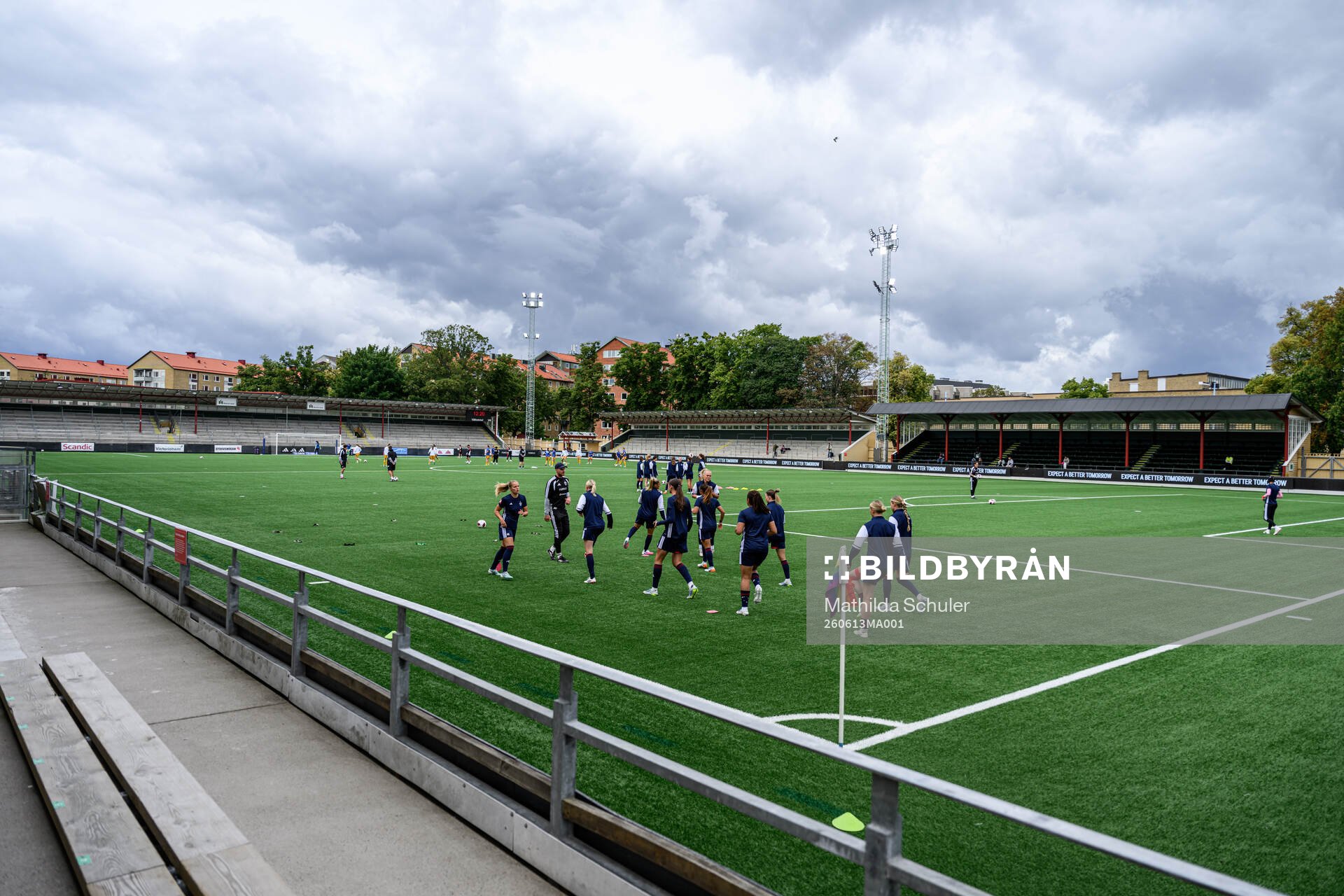 Rosengårds spelare värmer upp