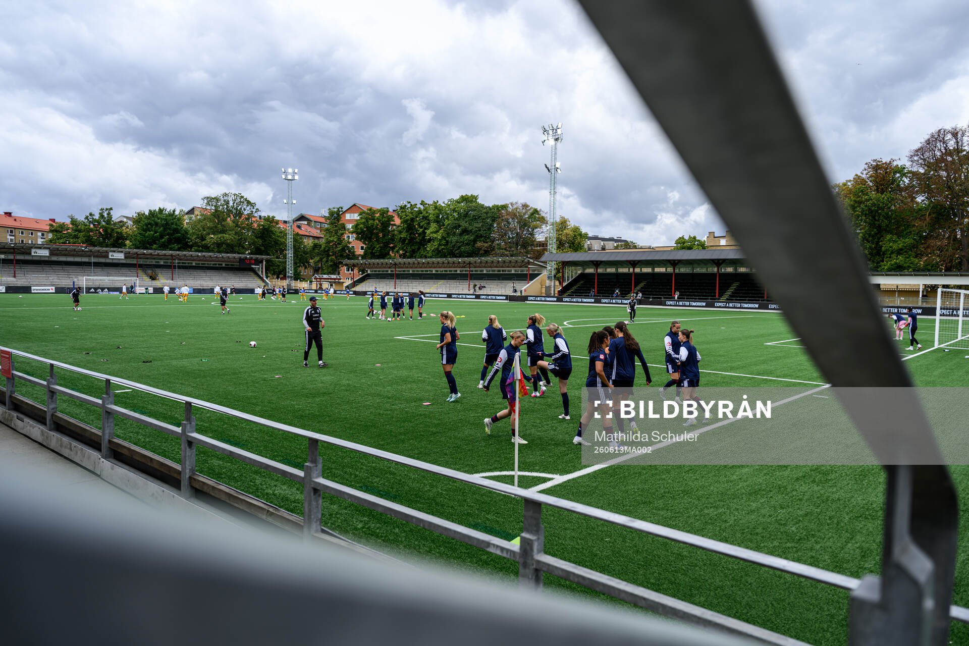 Rosengårds spelare värmer upp