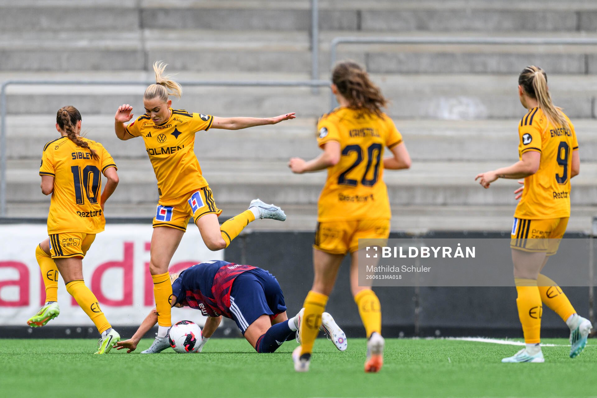 IFK Norrköpings Beatrice Persson och Rosengårds Molly