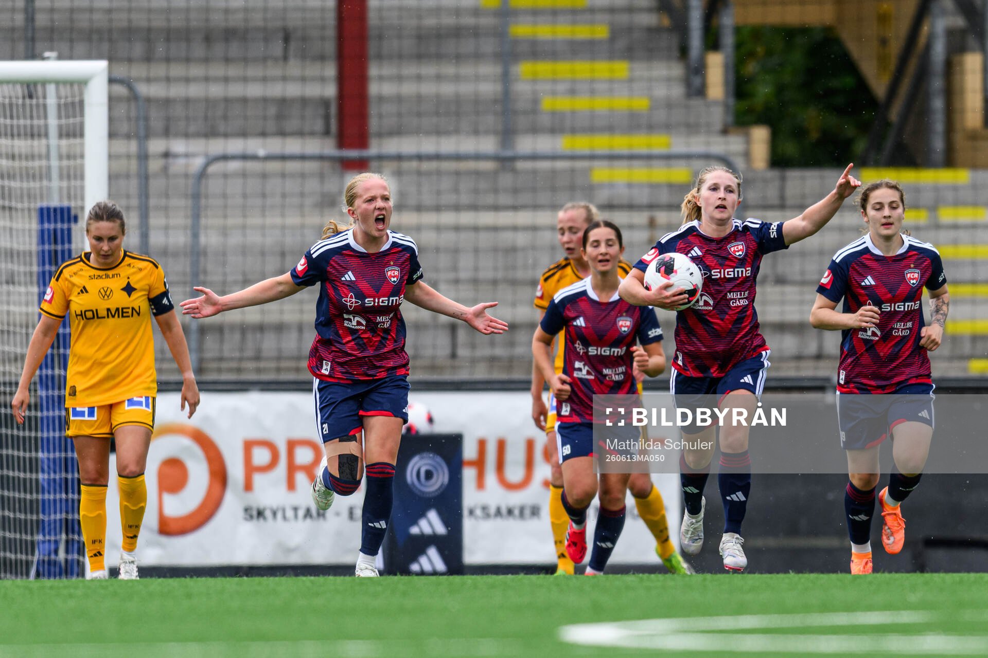 Rosengårds Hanna Andersson jublar