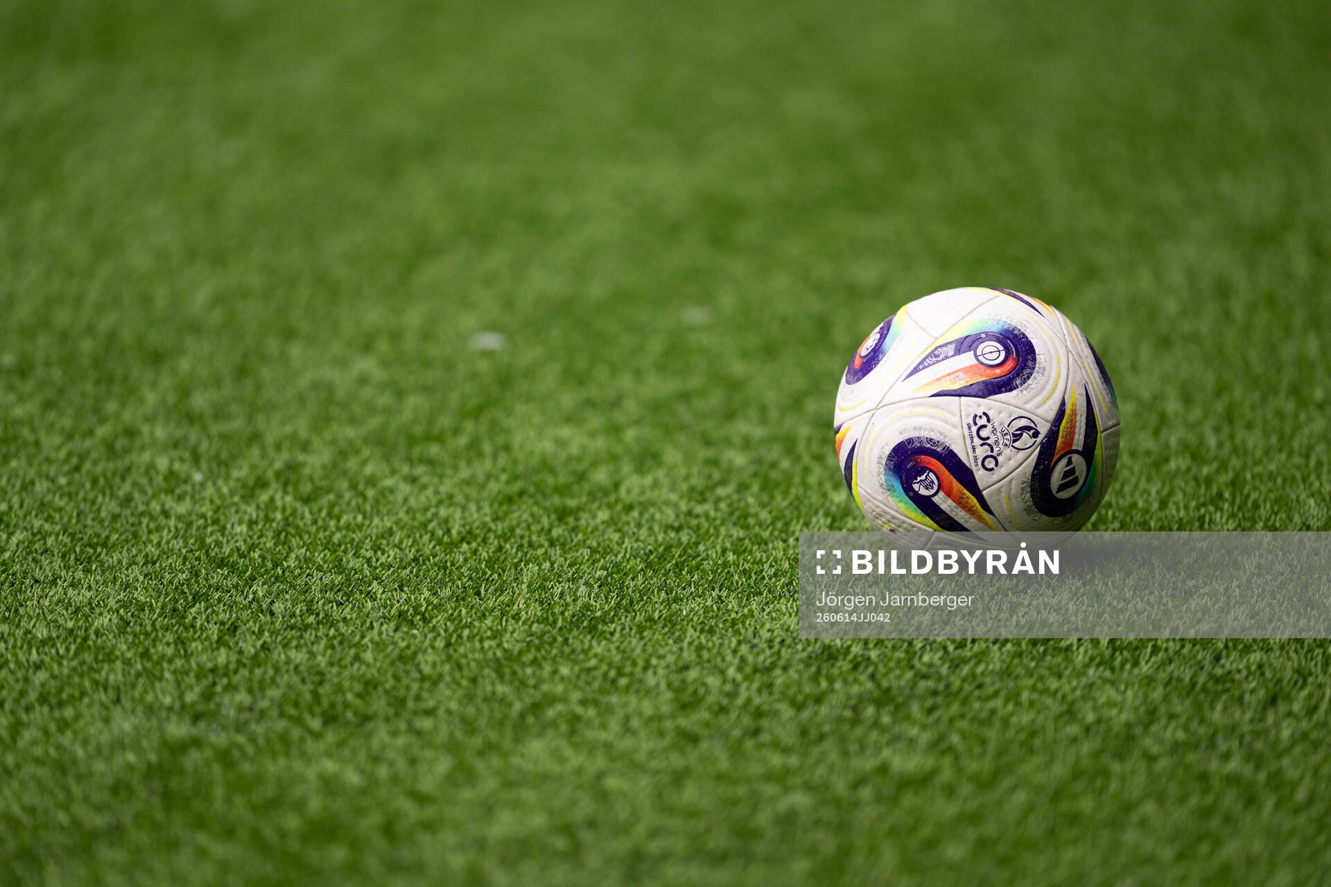 Matchboll på gräset