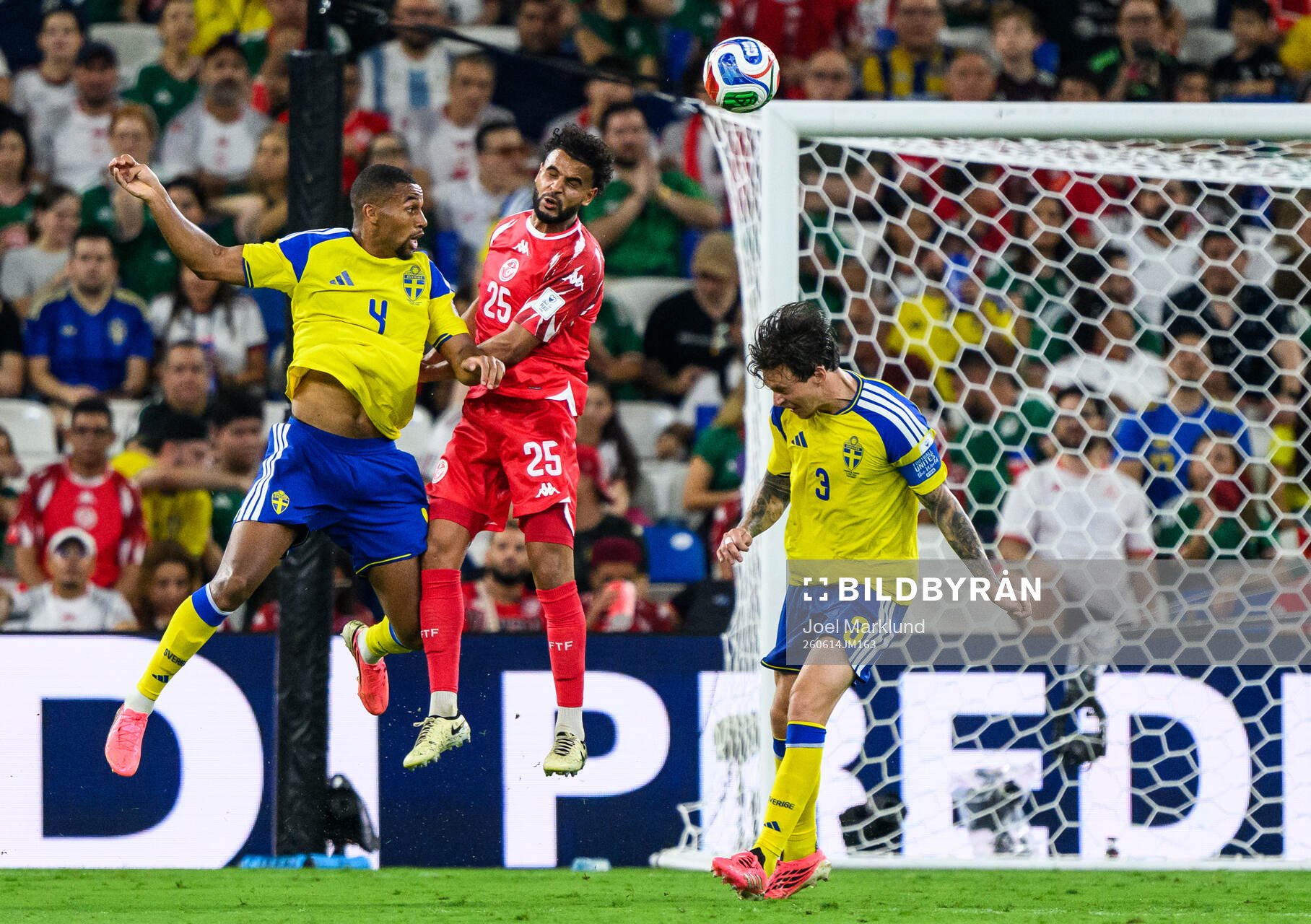 Isak Hien and Victor Nilsson Lindelöf of Sweden against