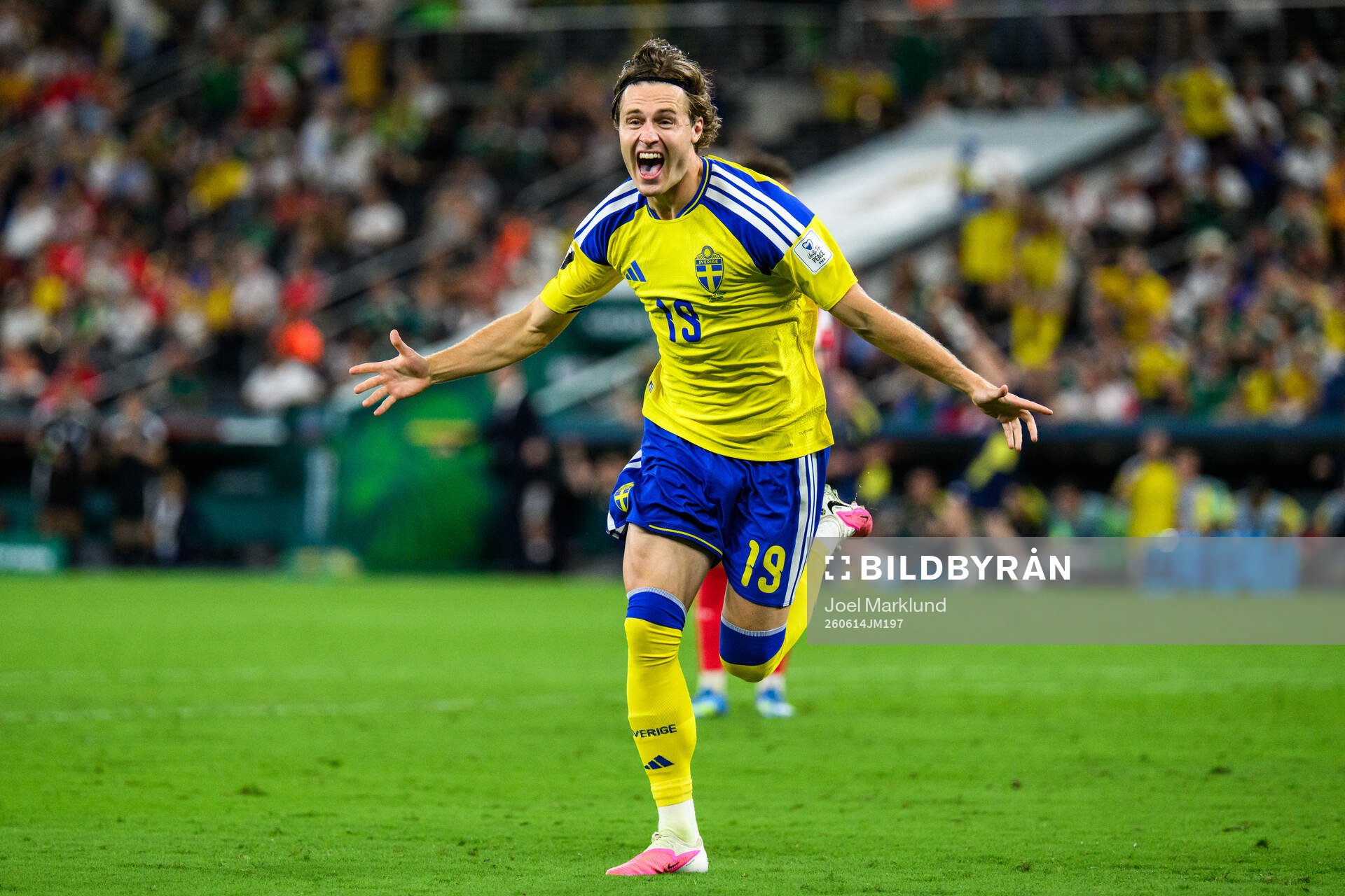 Mattias Svanberg of Sweden celebrates