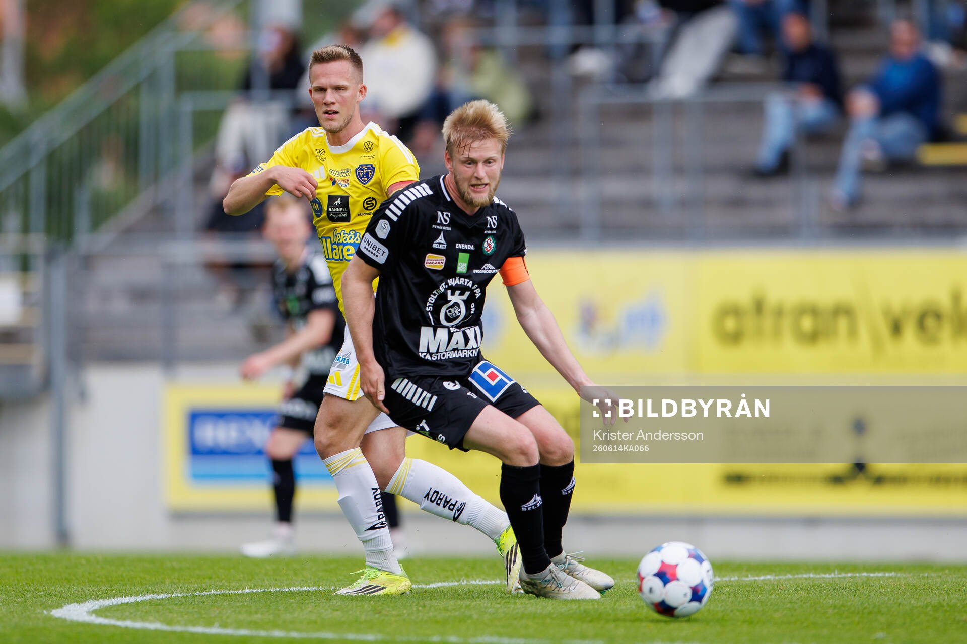 Falkenbergs Tim Stålheden och Örebros Karl Holmberg