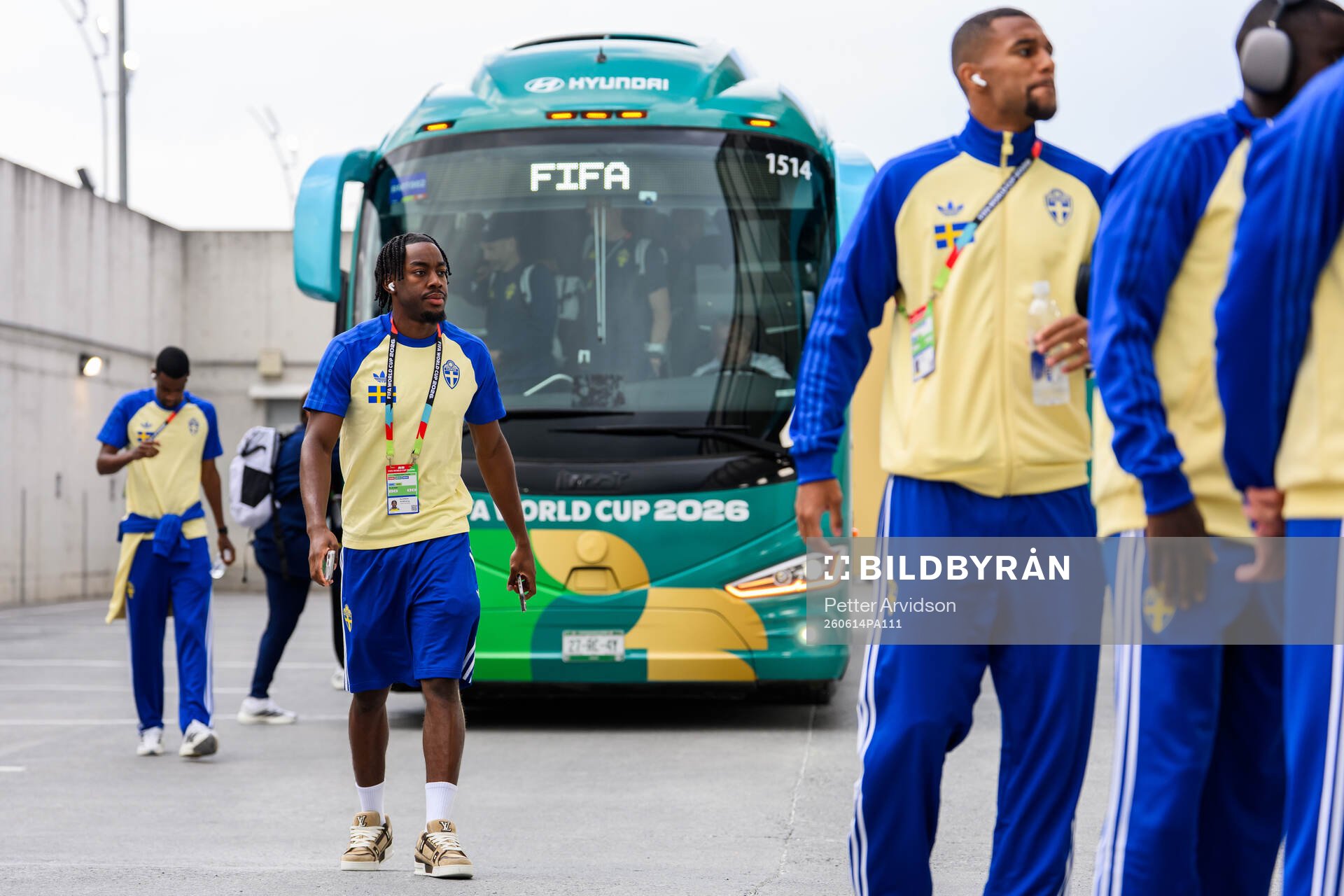 Anthony Elanga of Sweden arrives at Estadio Monterrey