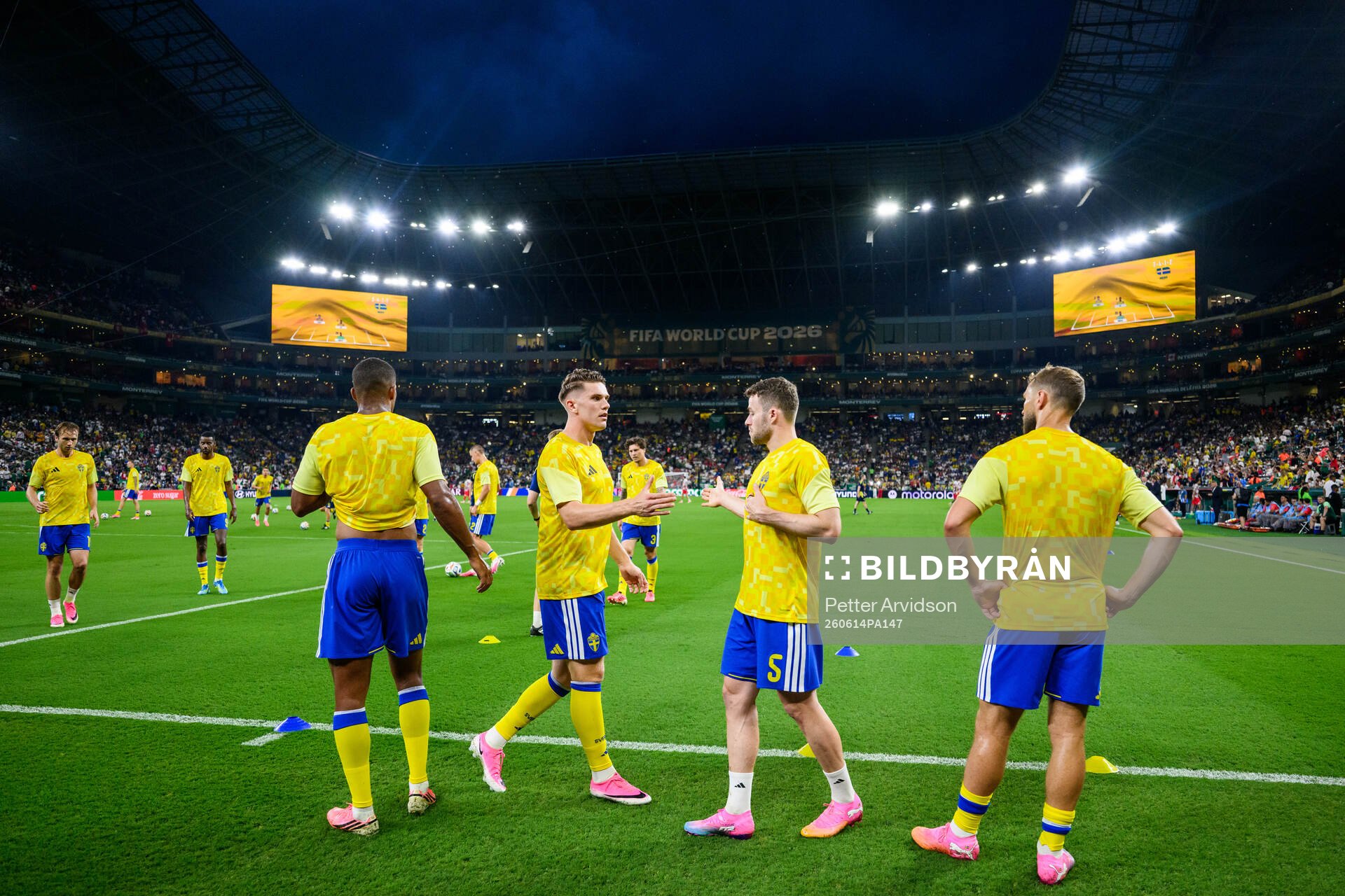 Viktor Gyökeres and Gabriel Gudmundsson of Sweden