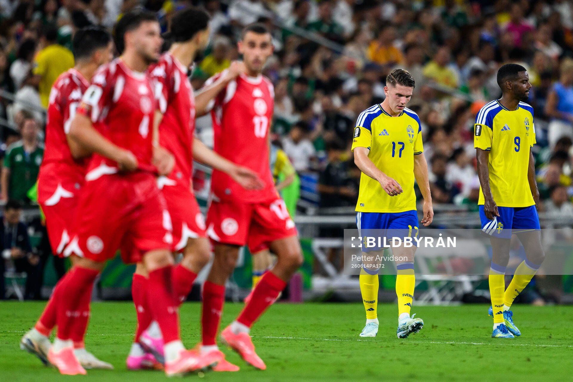 Viktor Gyökeres and Alexander Isak of Sweden