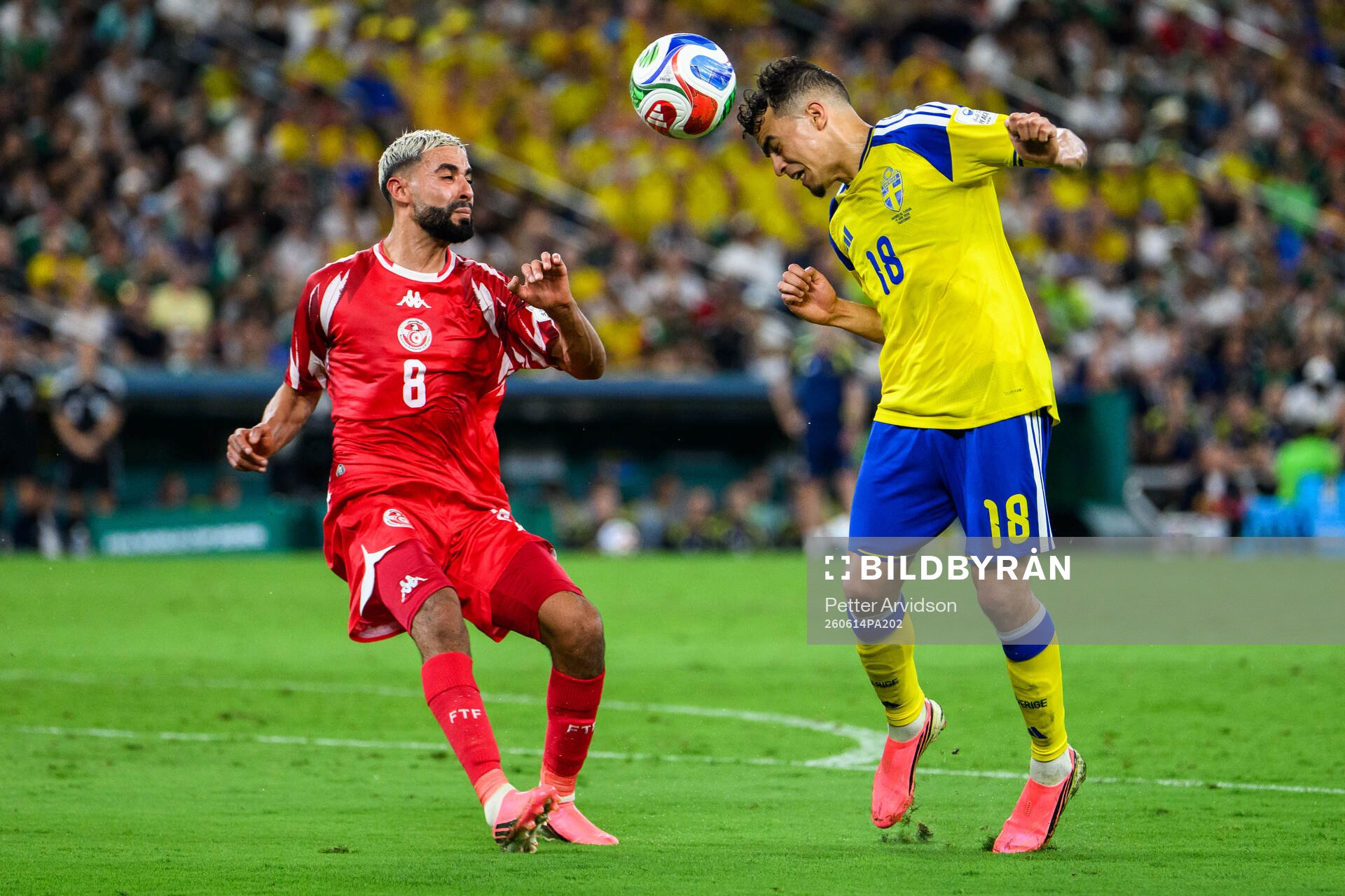 Elias Saad of Tunisia and Yasin Ayari of Sweden