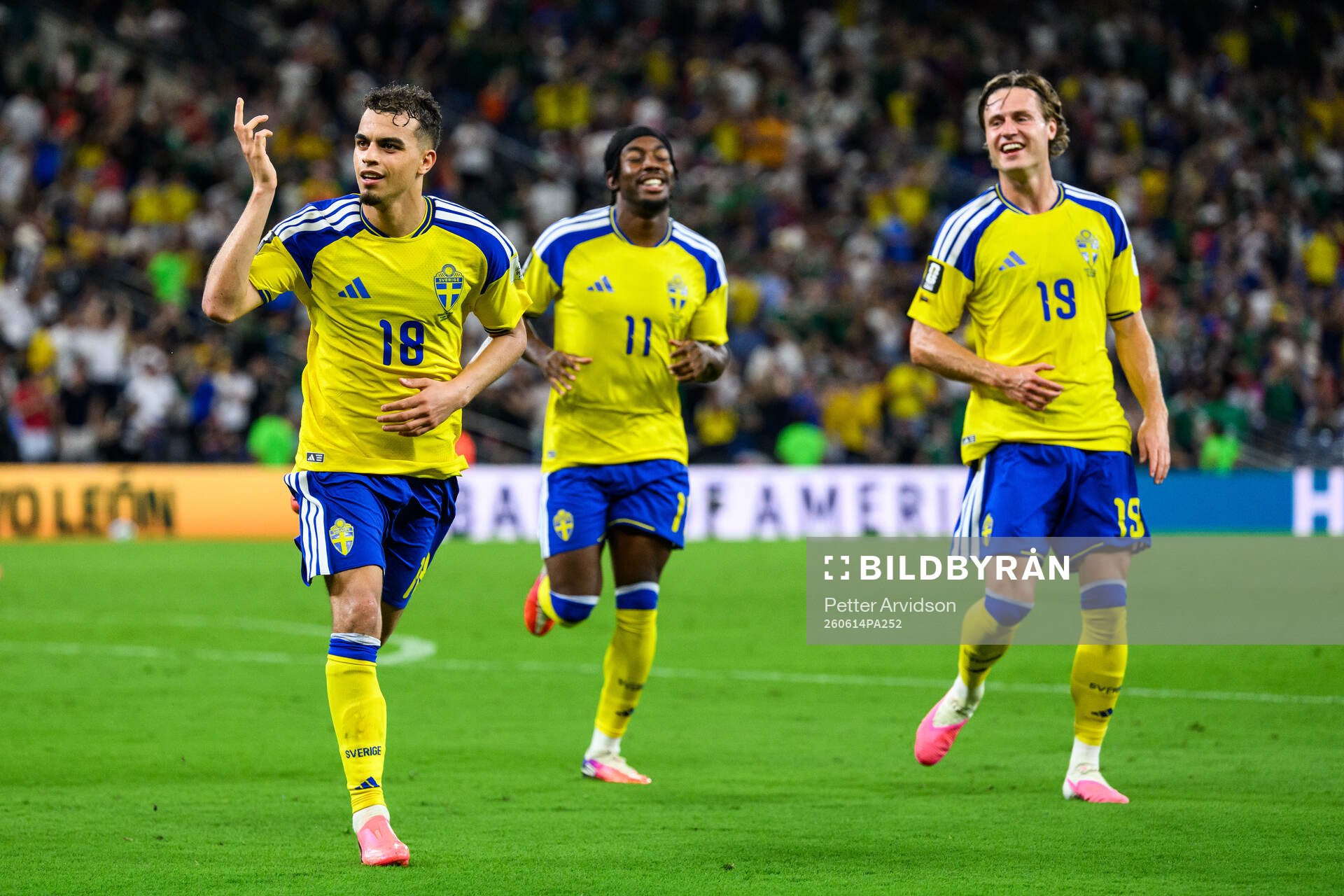 Yasin Ayari of Sweden celebrates