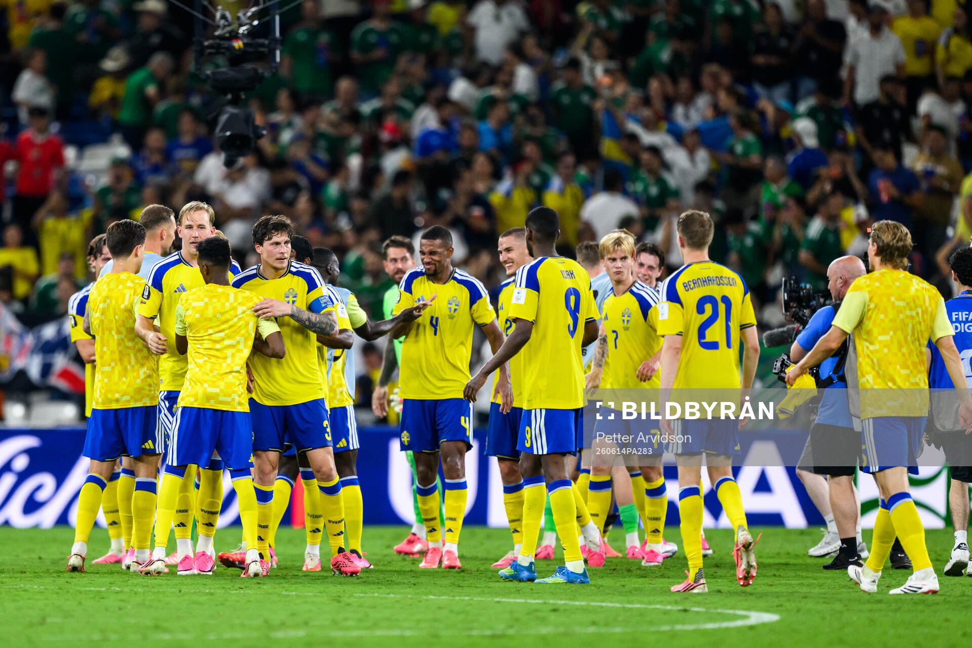 Victor Nilsson Lindelöf of Sweden celebrates