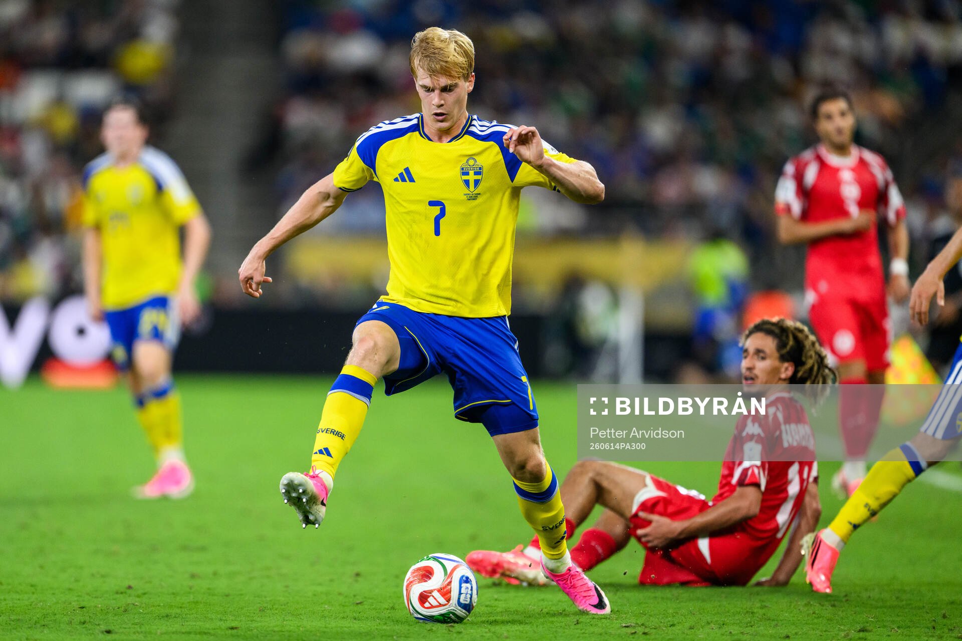 Lucas Bergvall of Sweden