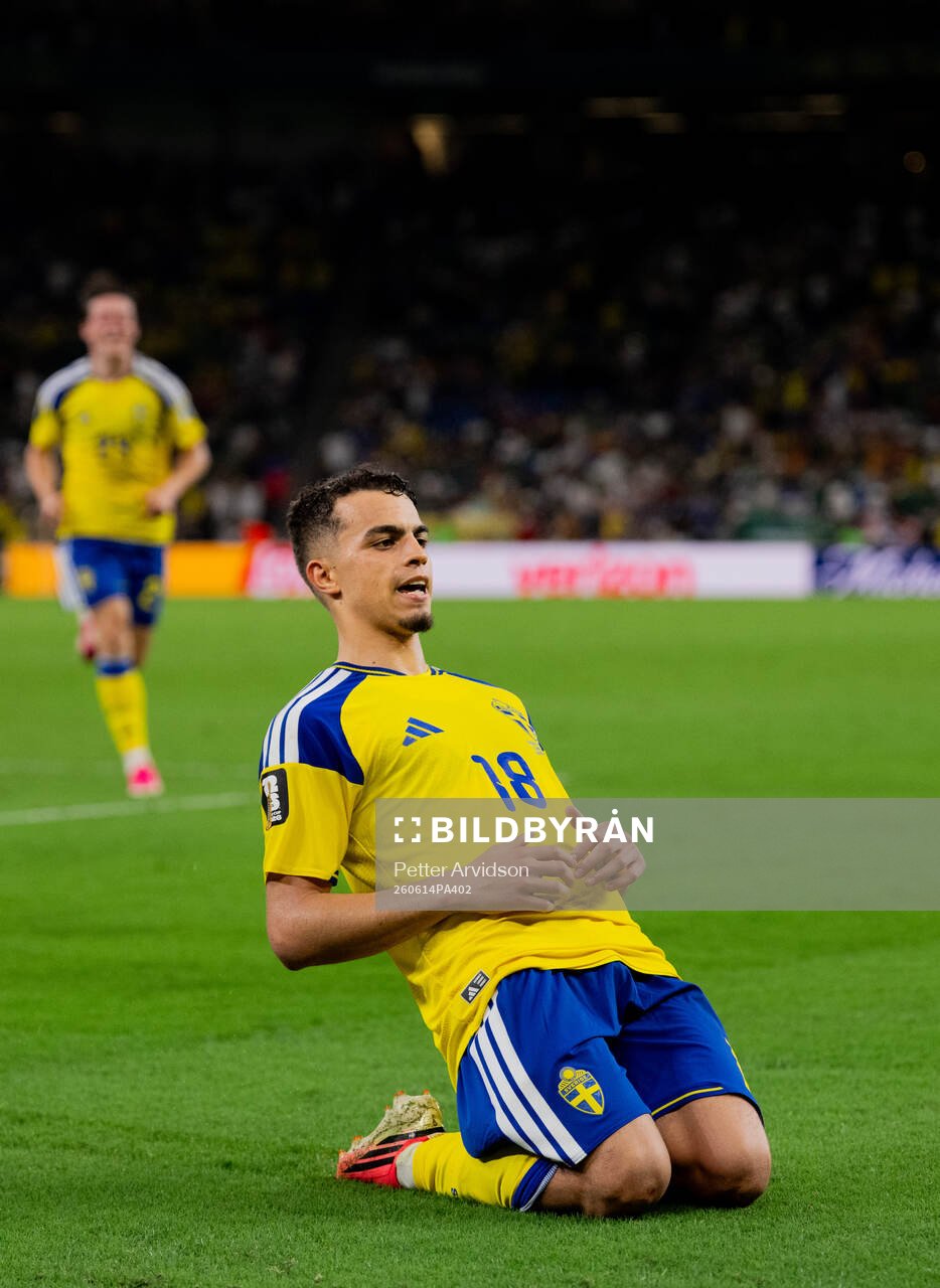 Yasin Ayari of Sweden celebrates his 5-1 goal