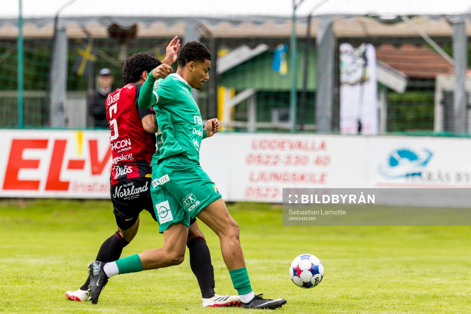 Östersunds Abdulla Abodi Qasem och Ljungskiles Alex Rasheed