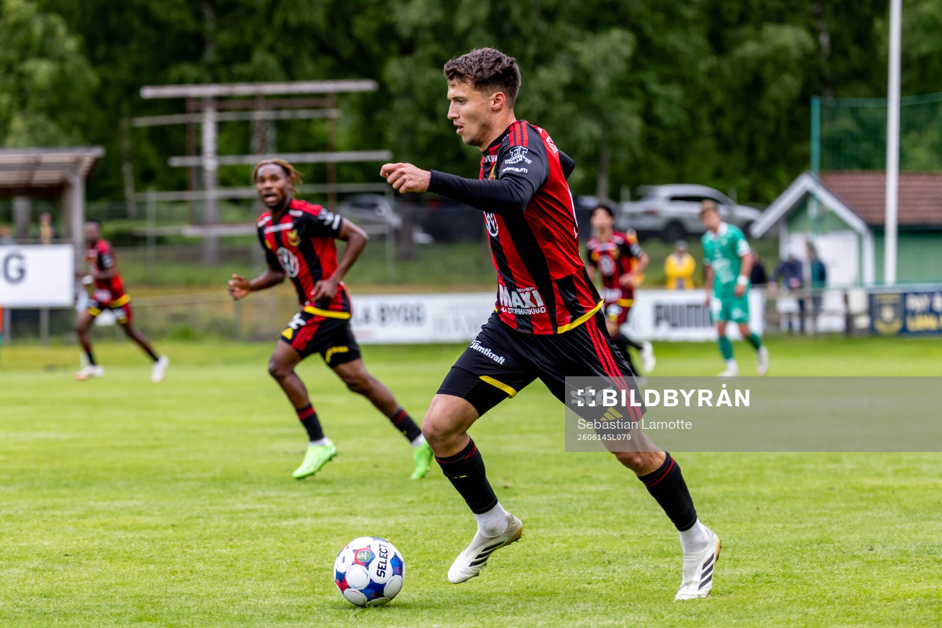 Östersunds Luka Bozickovic