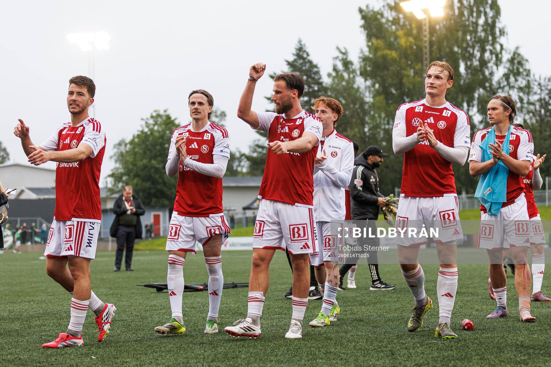Sandvikens spelare jublar