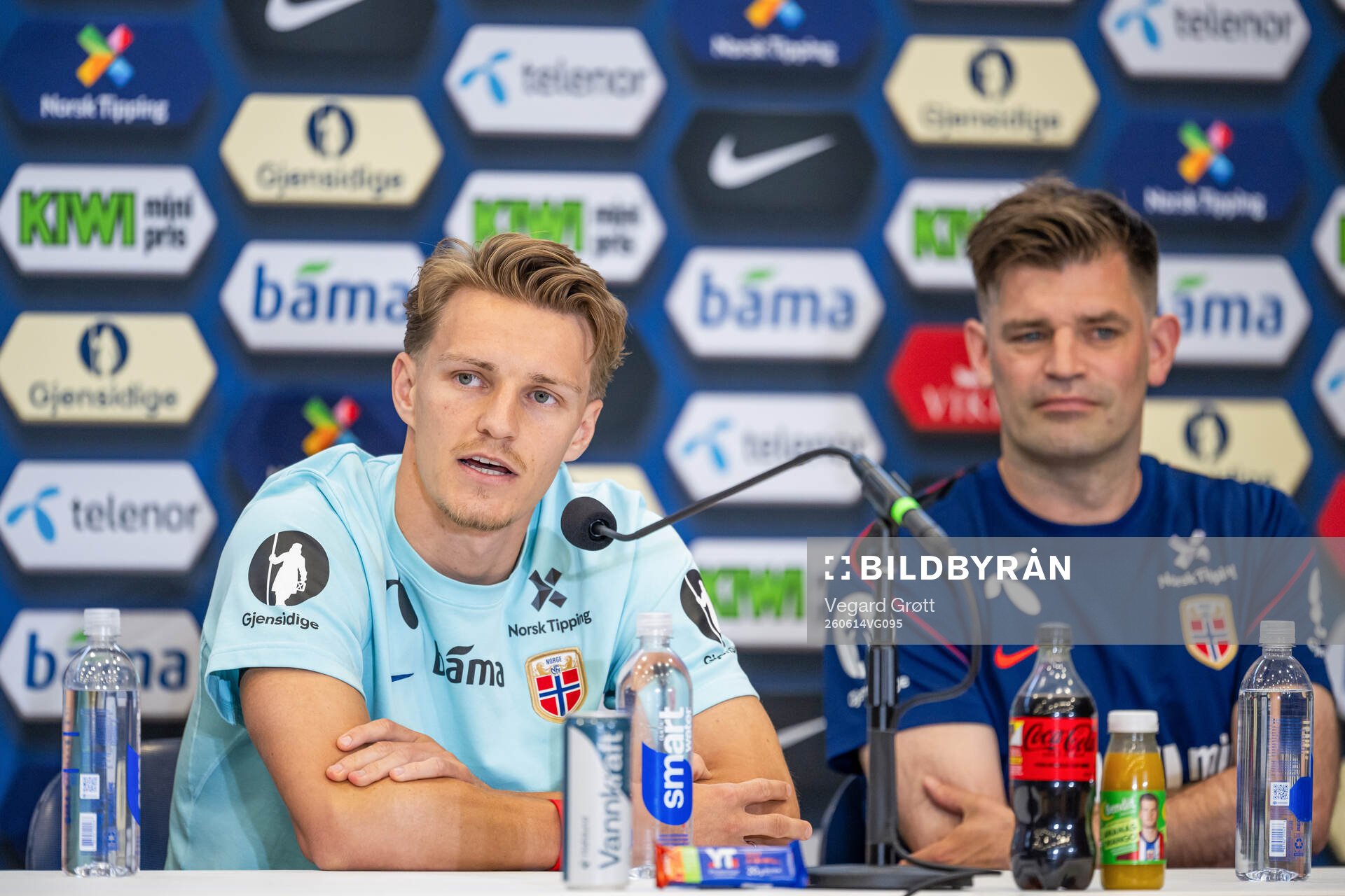 Martin Ødegaard and press officer Morten Morisbak