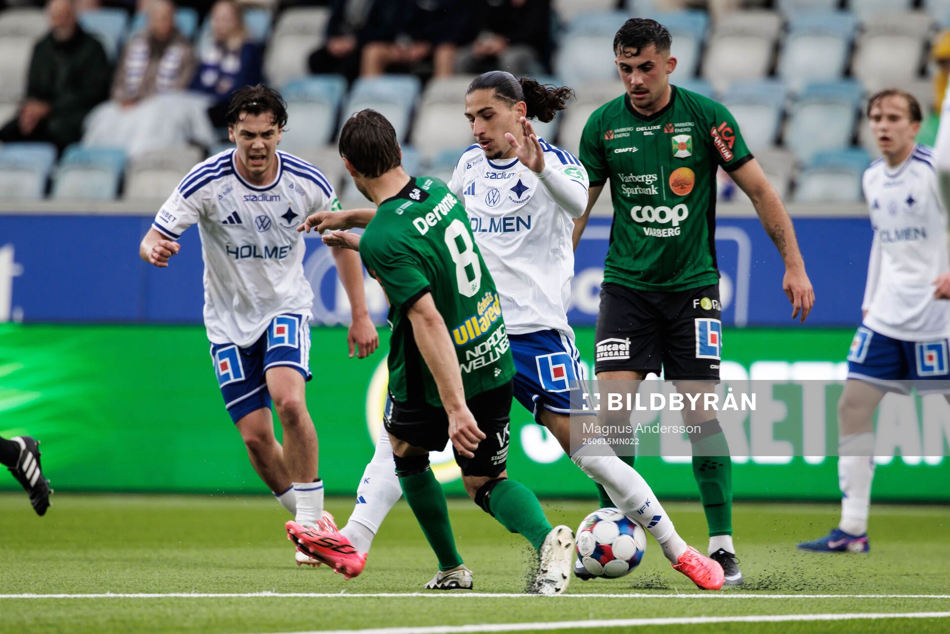 Varbergs Albin Winbo och IFK Norrköpings Elias Jemal