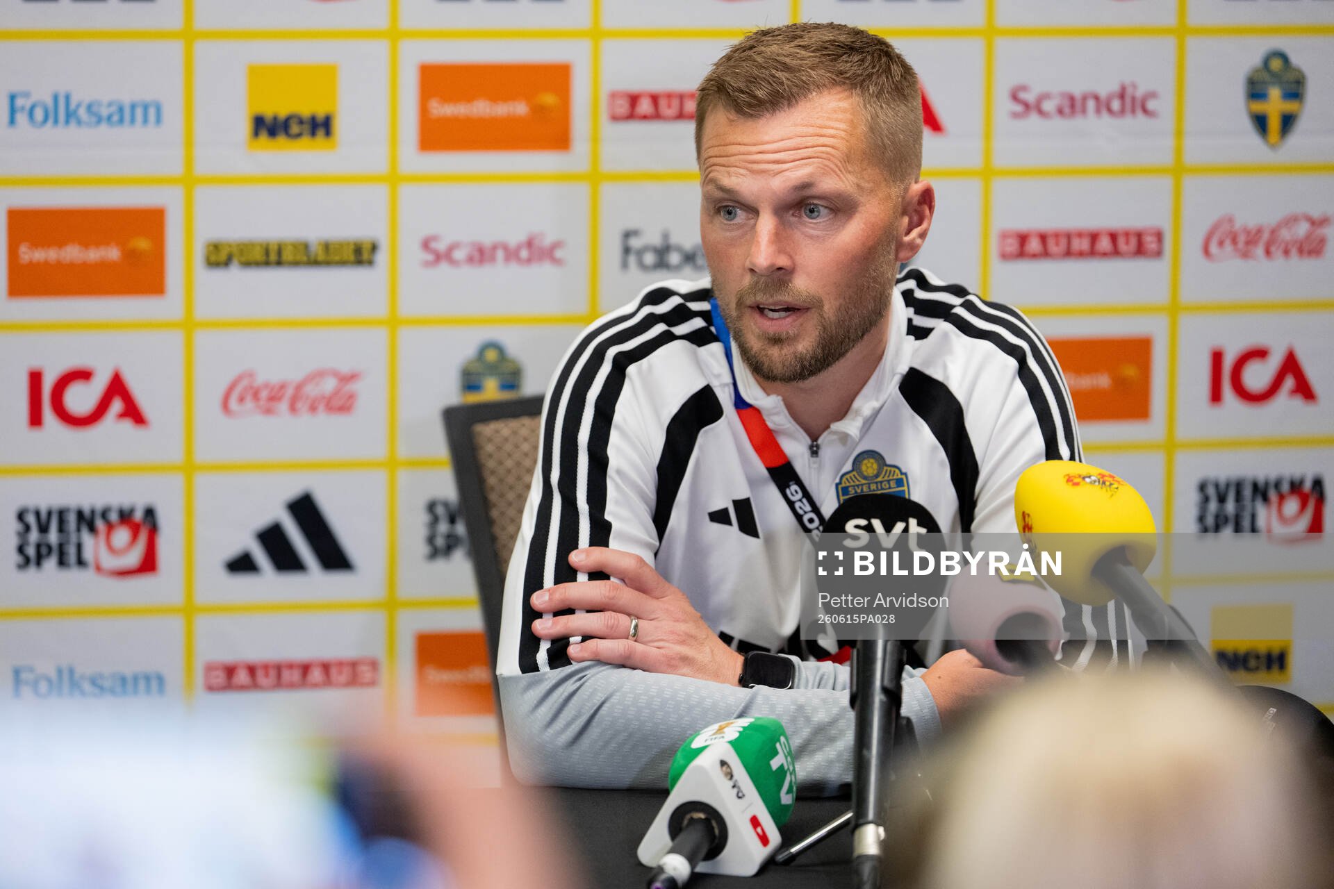 Assistant coach Sebastian Larsson of the Swedish men's