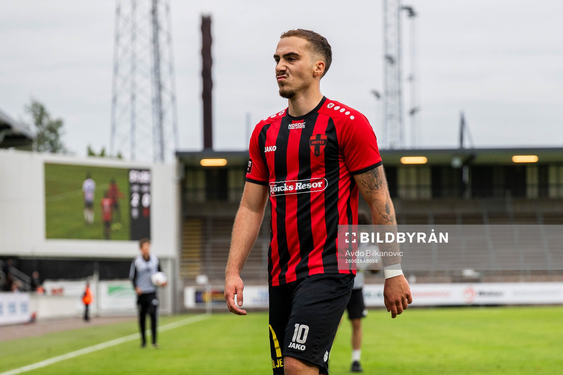 Nordic Uniteds Lorent Mehmeti deppar