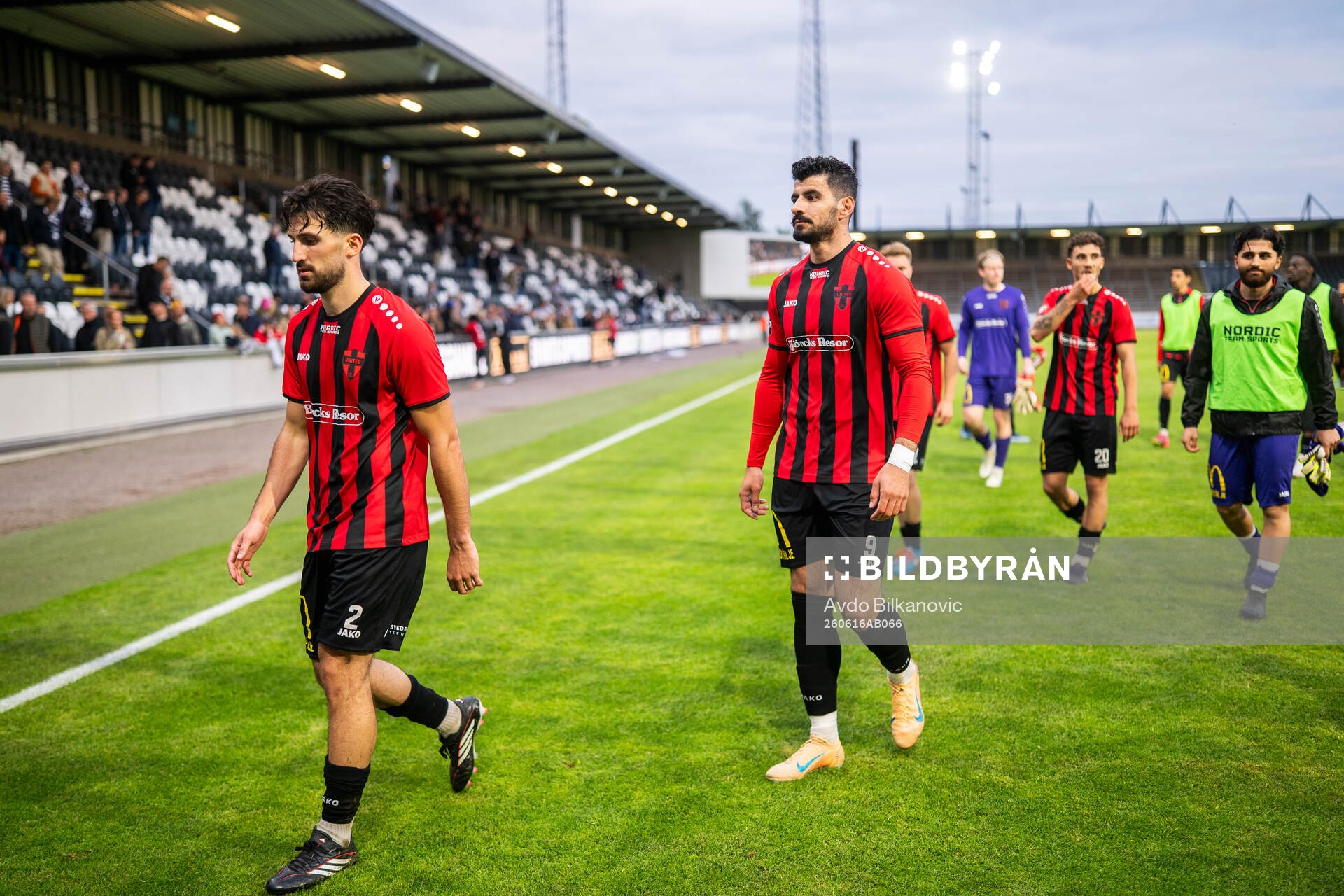 Nordic Uniteds Matteus Behnan och Lorent Mehmeti deppar