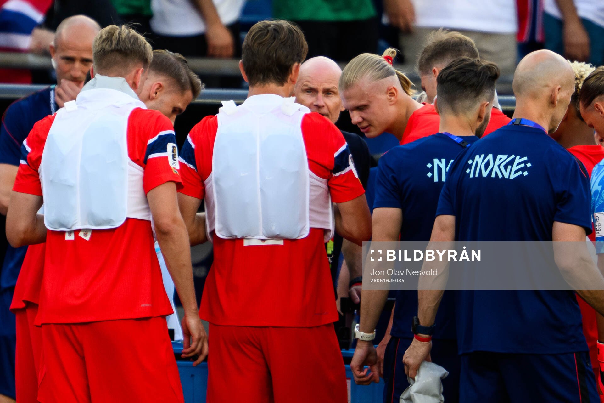 Head coach Ståle Solbakken and Erling Braut Haaland of