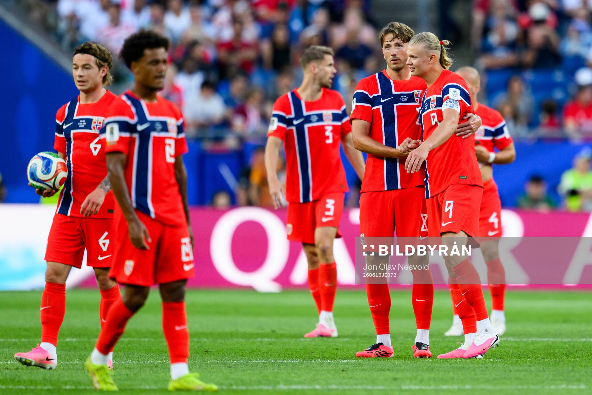 Sander Berge and Erling Braut Haaland of Norway