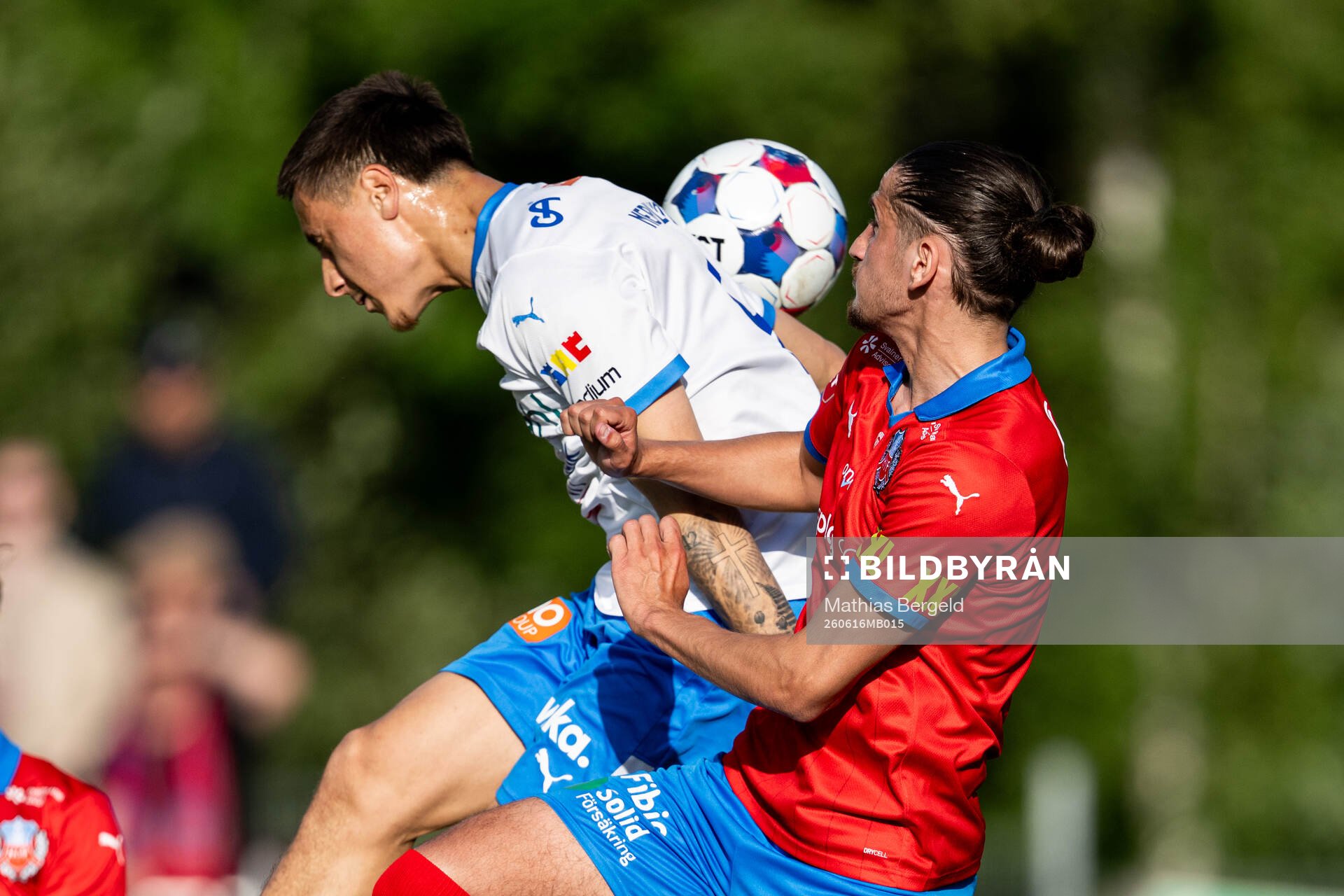 IFK Värnamos Kai Meriluoto och Helsingborgs Ervin Gigovic