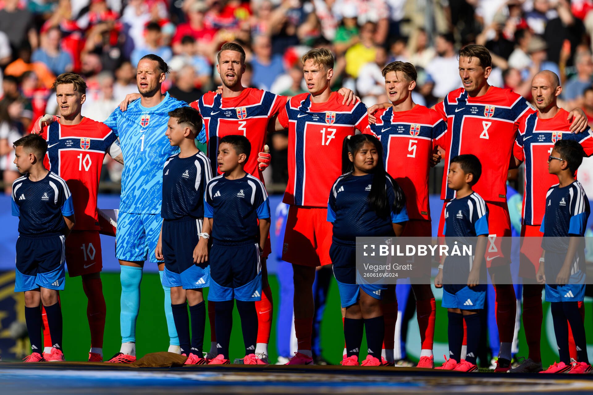Martin Ødegaard, goalkeeper Ørjan Nyland, Kristoffer