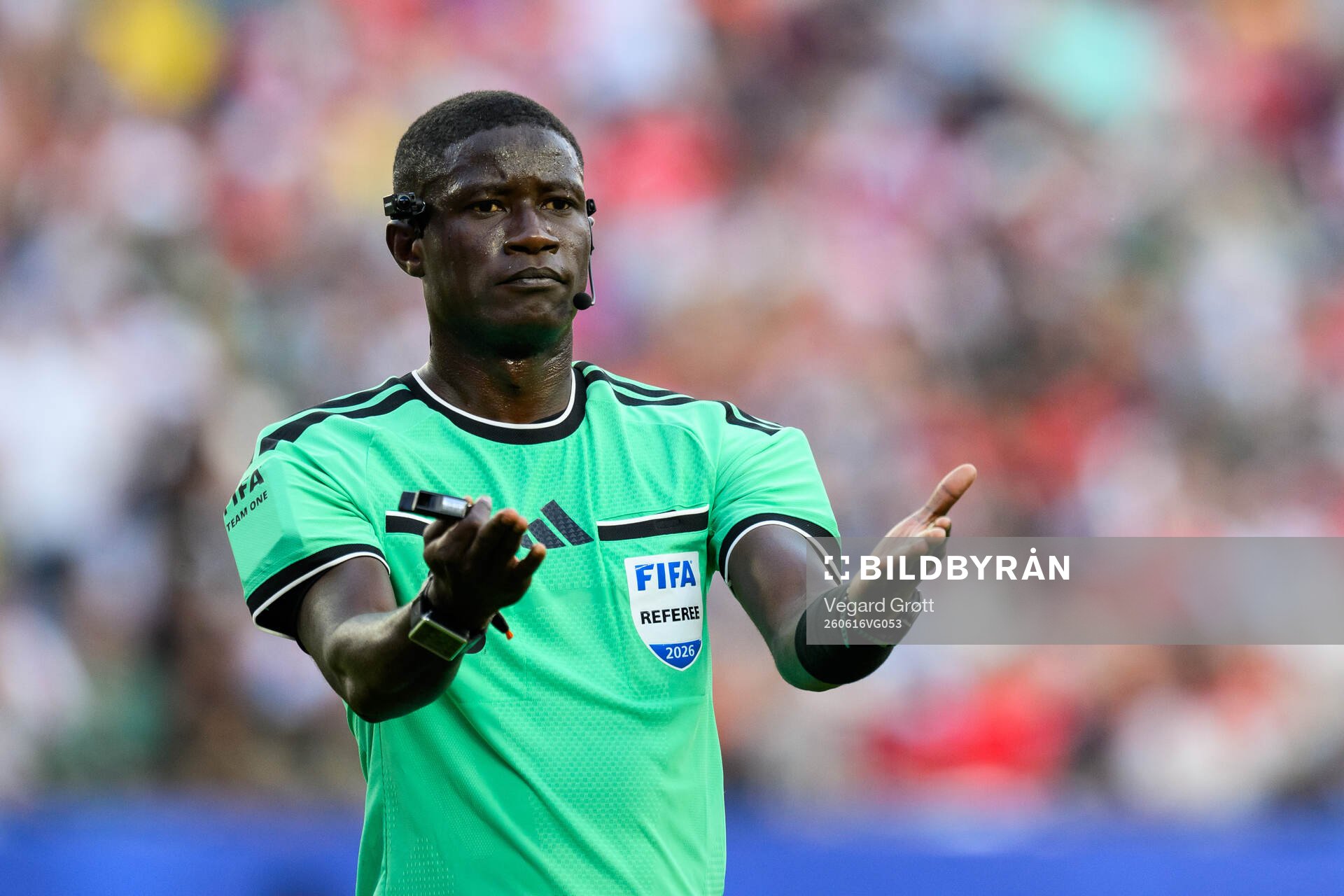 Referee Pierre Atcho