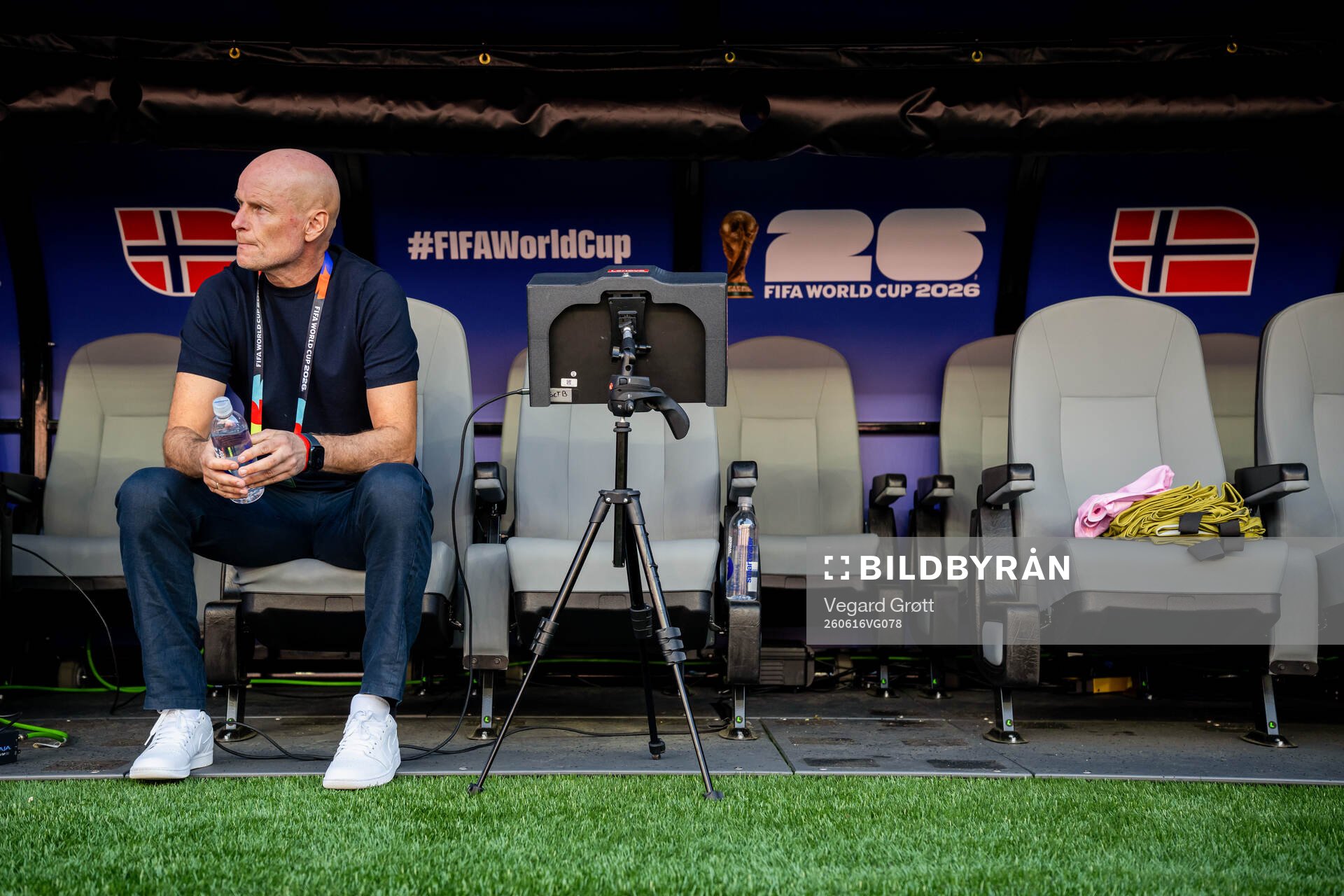 Head coach Ståle Solbakken of Norway