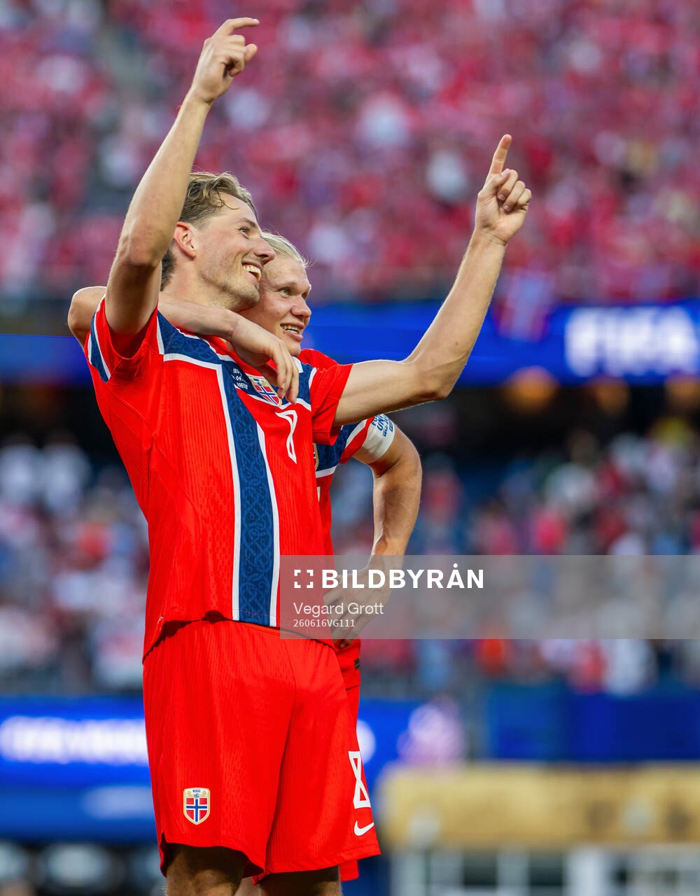 Sander Berge and Erling Braut Haaland of Norway celebrate