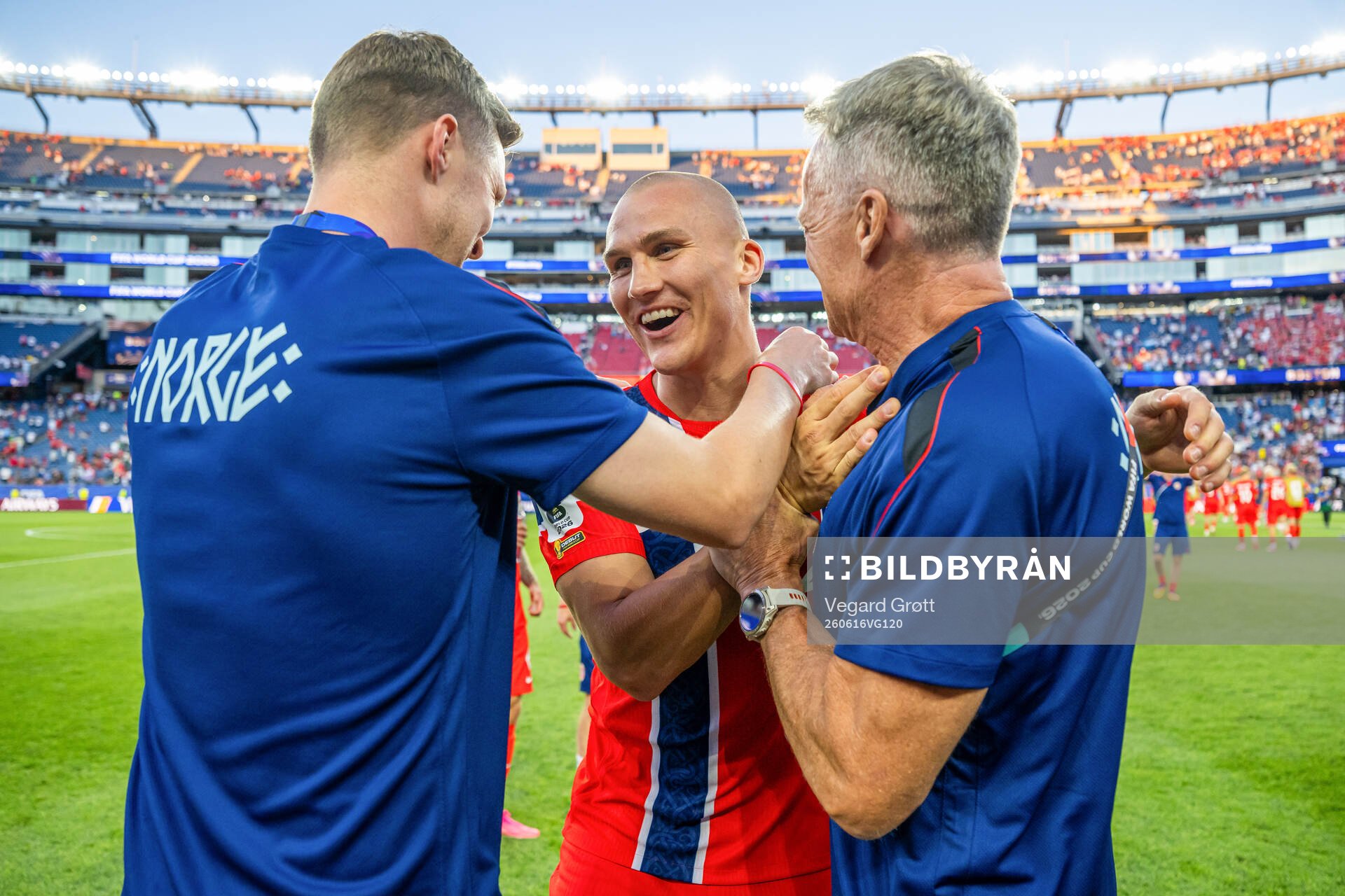 Leo Østigård of Norway celebrates with Pål Fjelde,