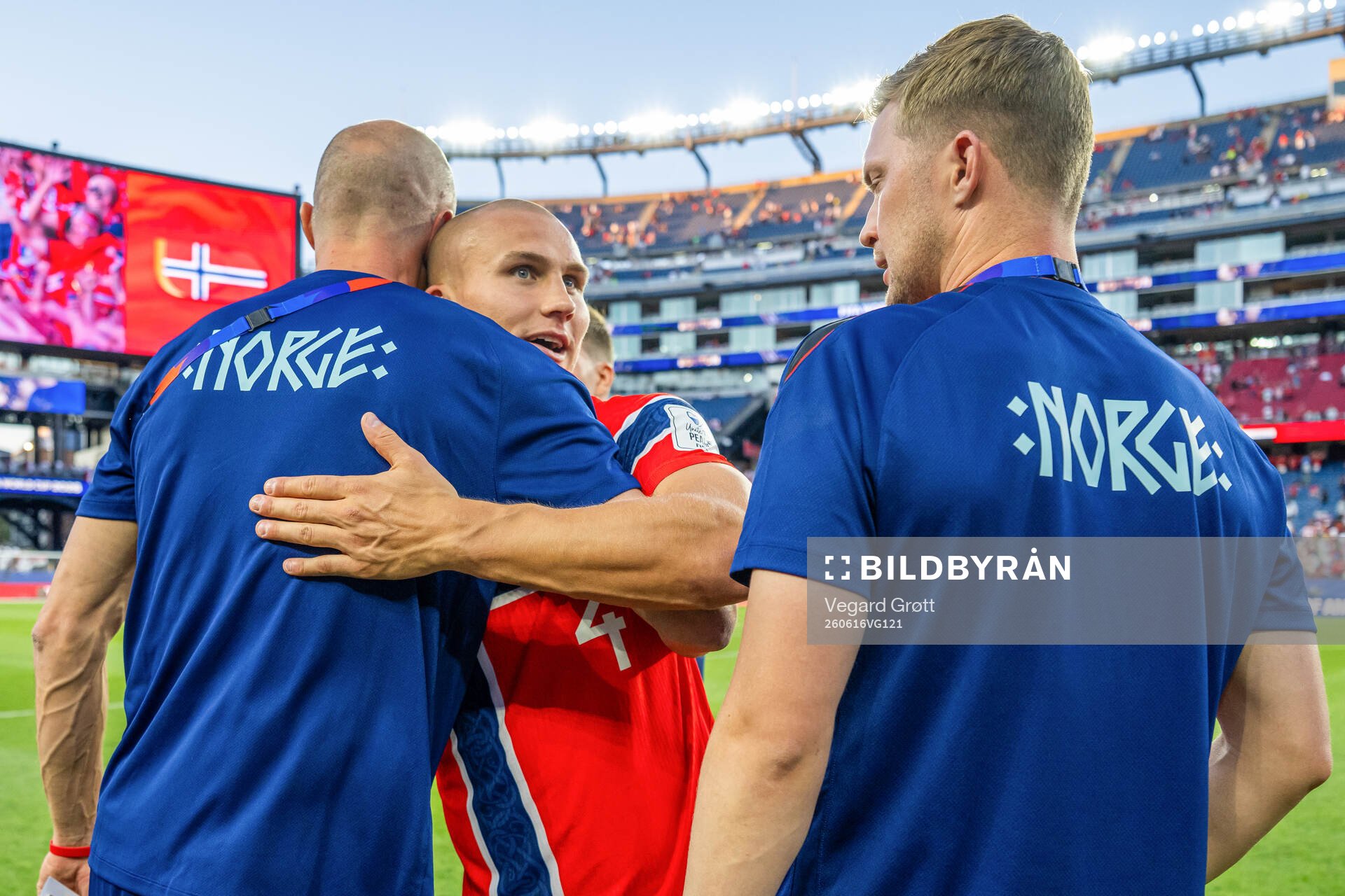 Leo Østigård of Norway celebrates with Brede Hangeland,